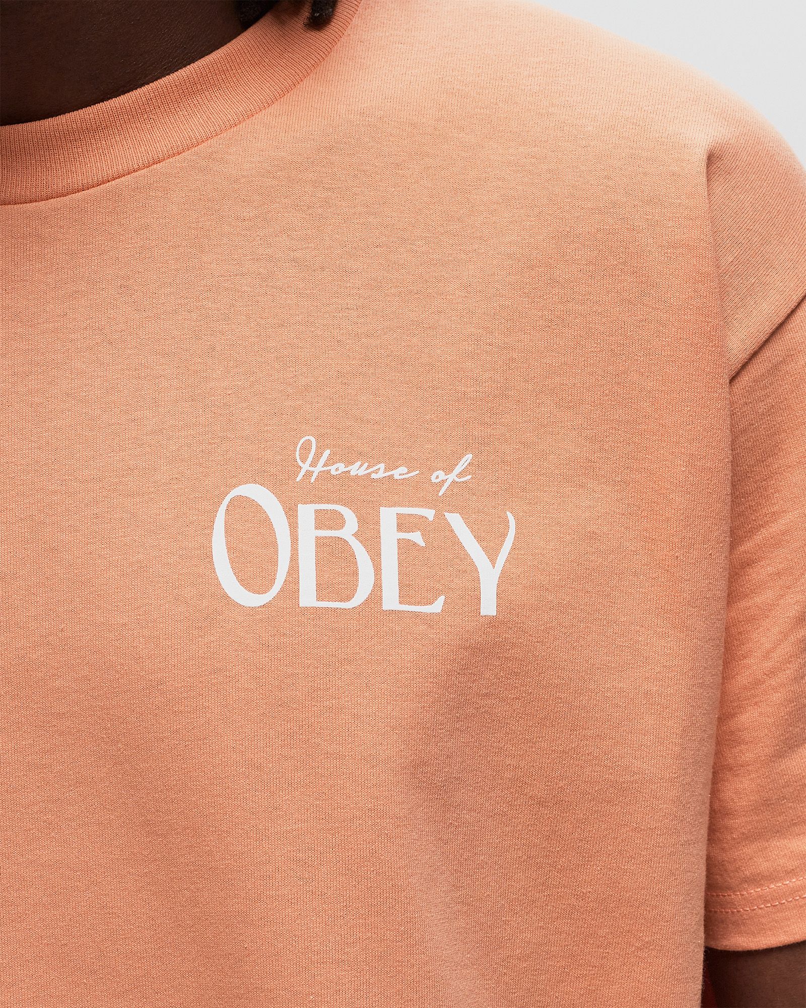 Obey vacation
