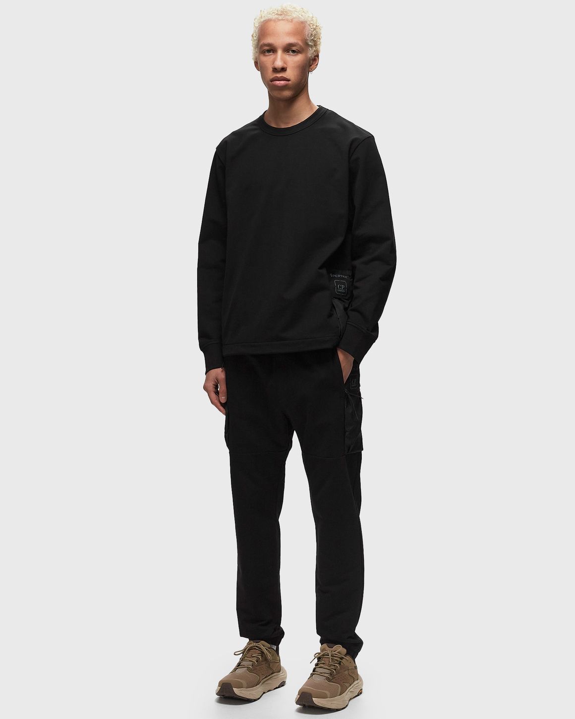 CP COMPANY｜SWEATSHIRTS (Stretch Fleece Mixed Pocket Swe High Neck Logo Sweater | CREWNECK Black - Cheap Volcanmt