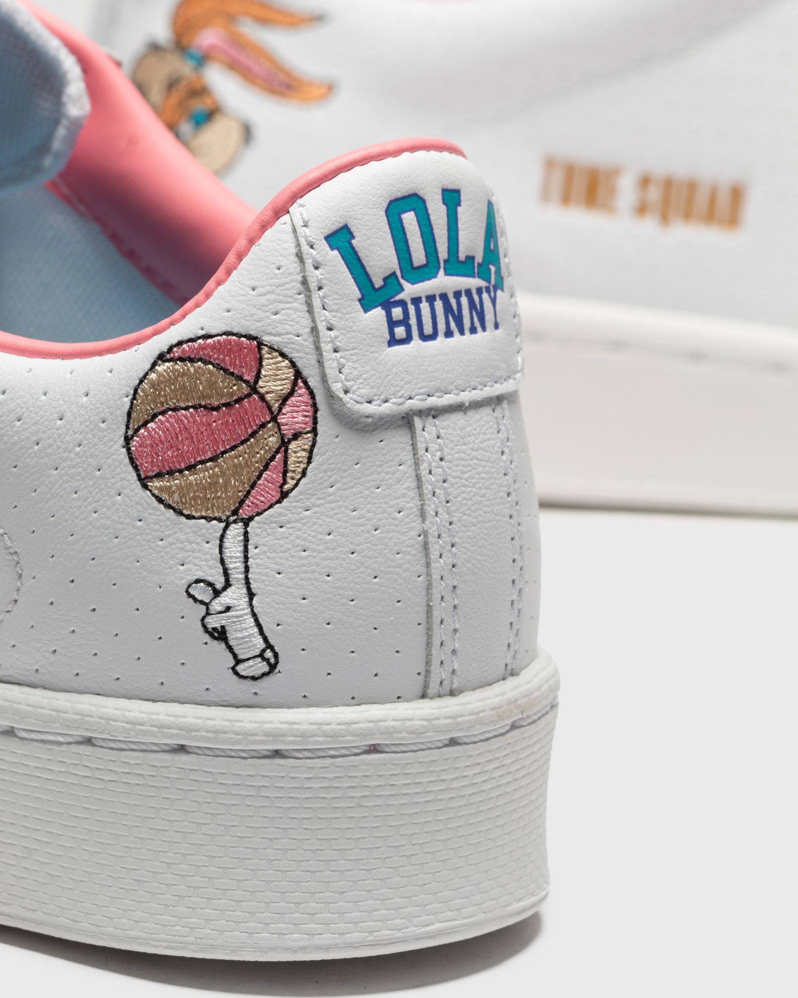 Converse x SPACE JAM II PRO LEATHER OX 'LOLA'