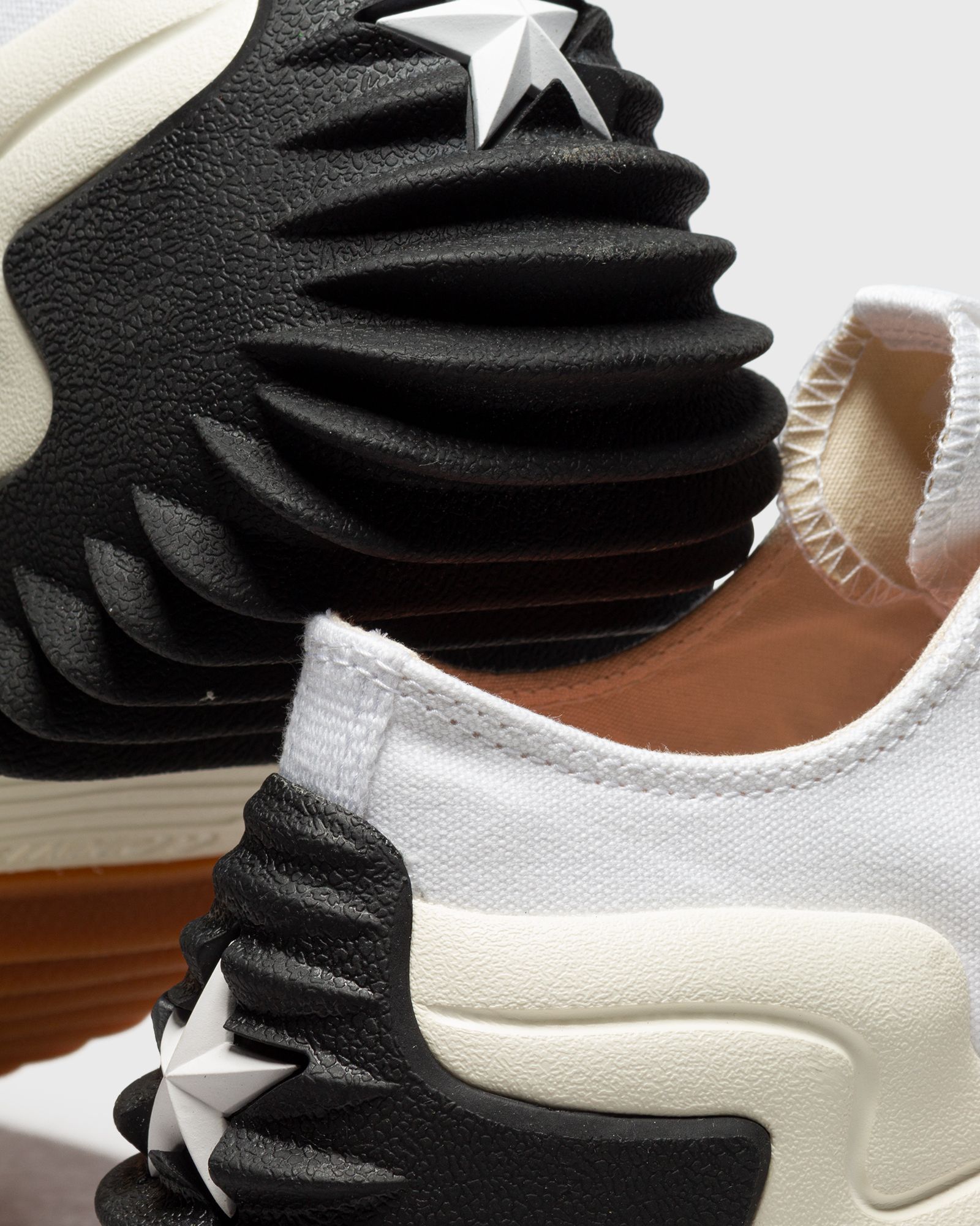 WMNS Run Star Motion