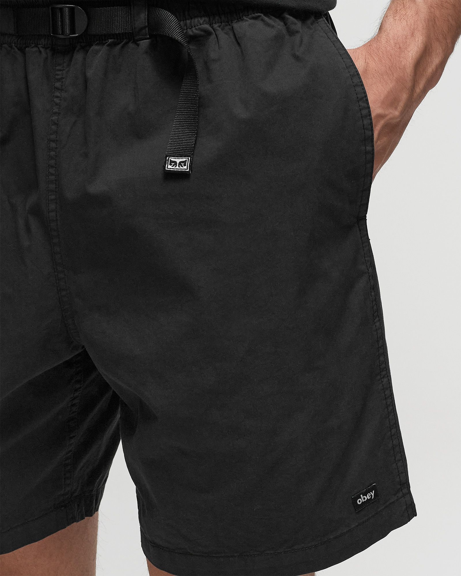 Easy pigment trail short