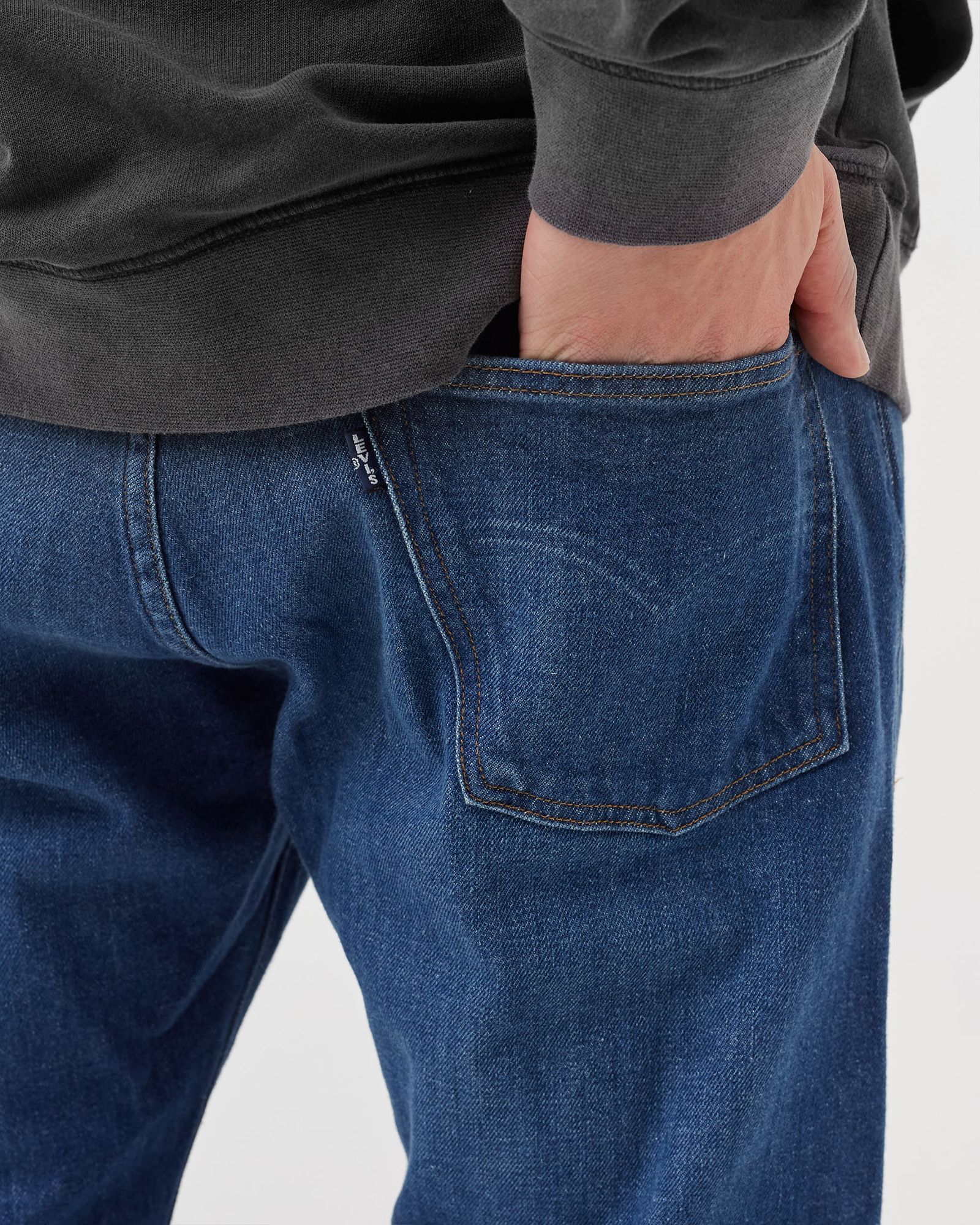 LEVI'S MADE & CRAFTED 551 Z STRAIGHT JEANS