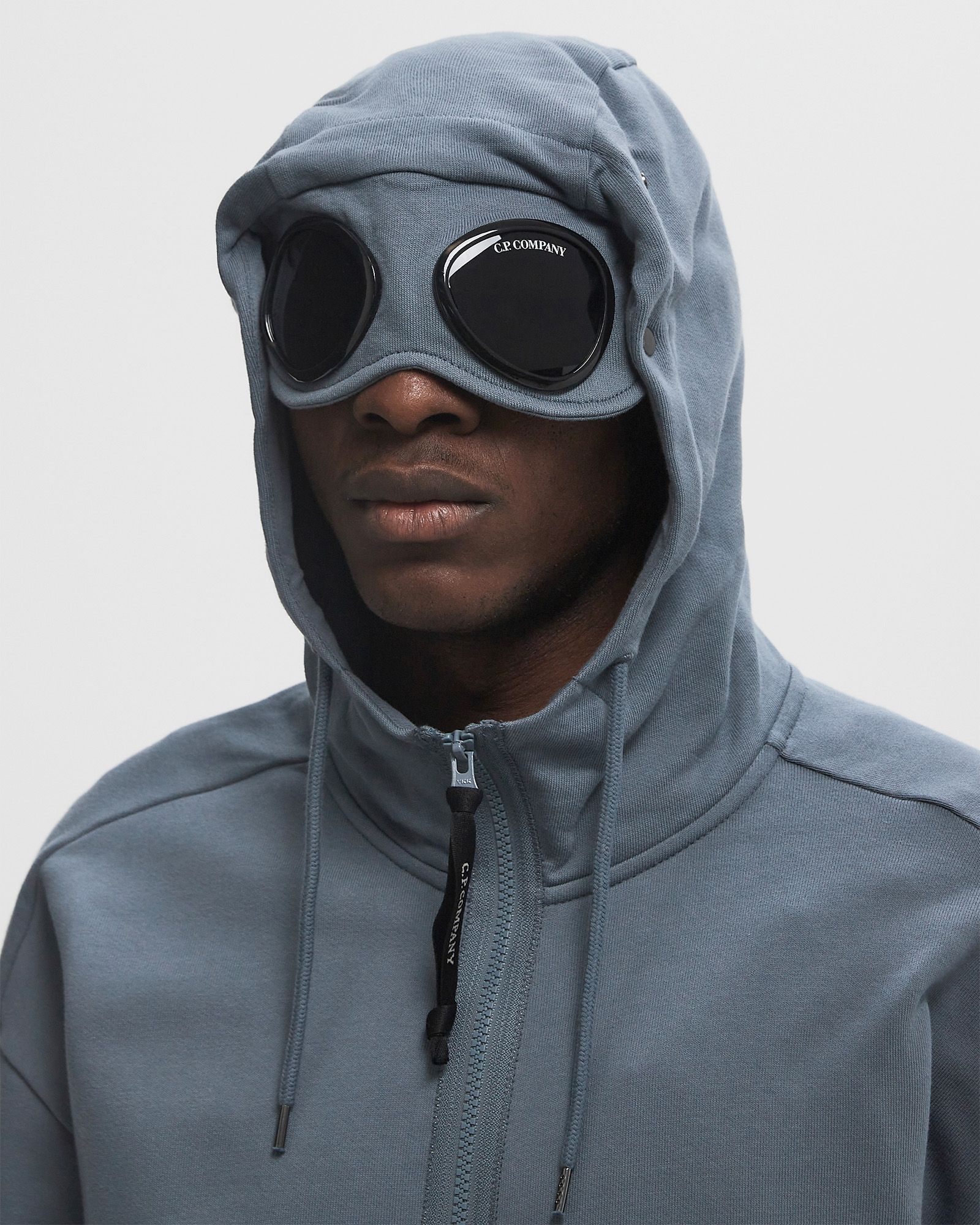 nn cpcompany C.P. Company DIAGONAL RAISED FLEECE GOGGLE ZIPPED HOODED