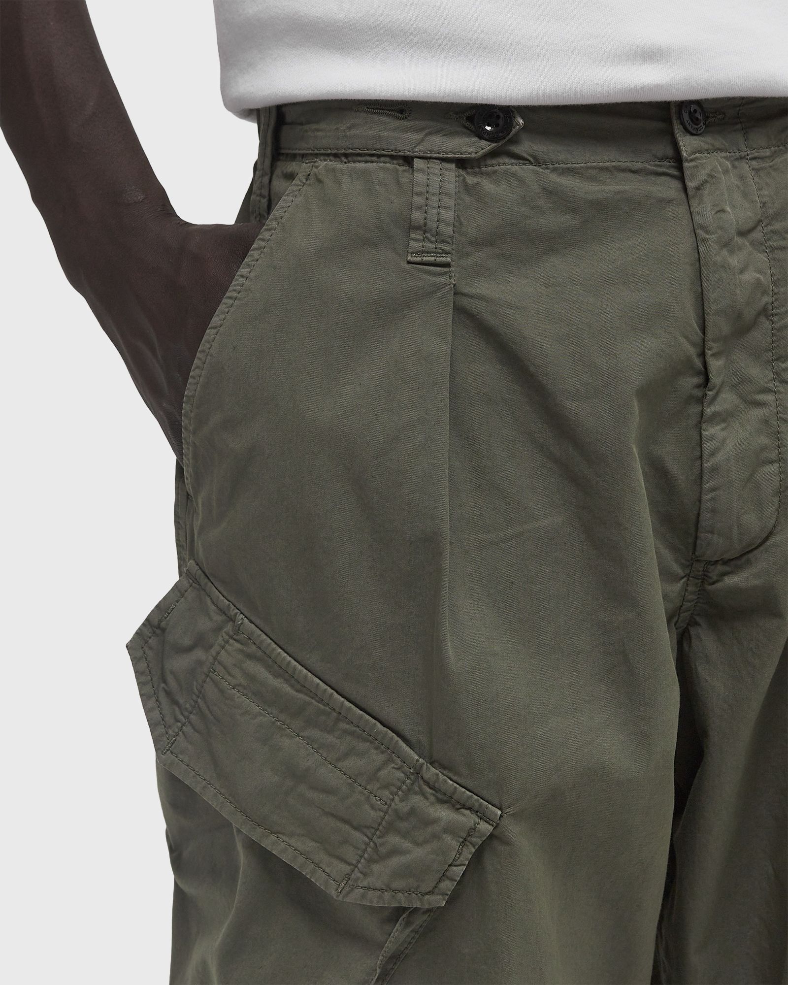 LOOSE CARGO PANTS