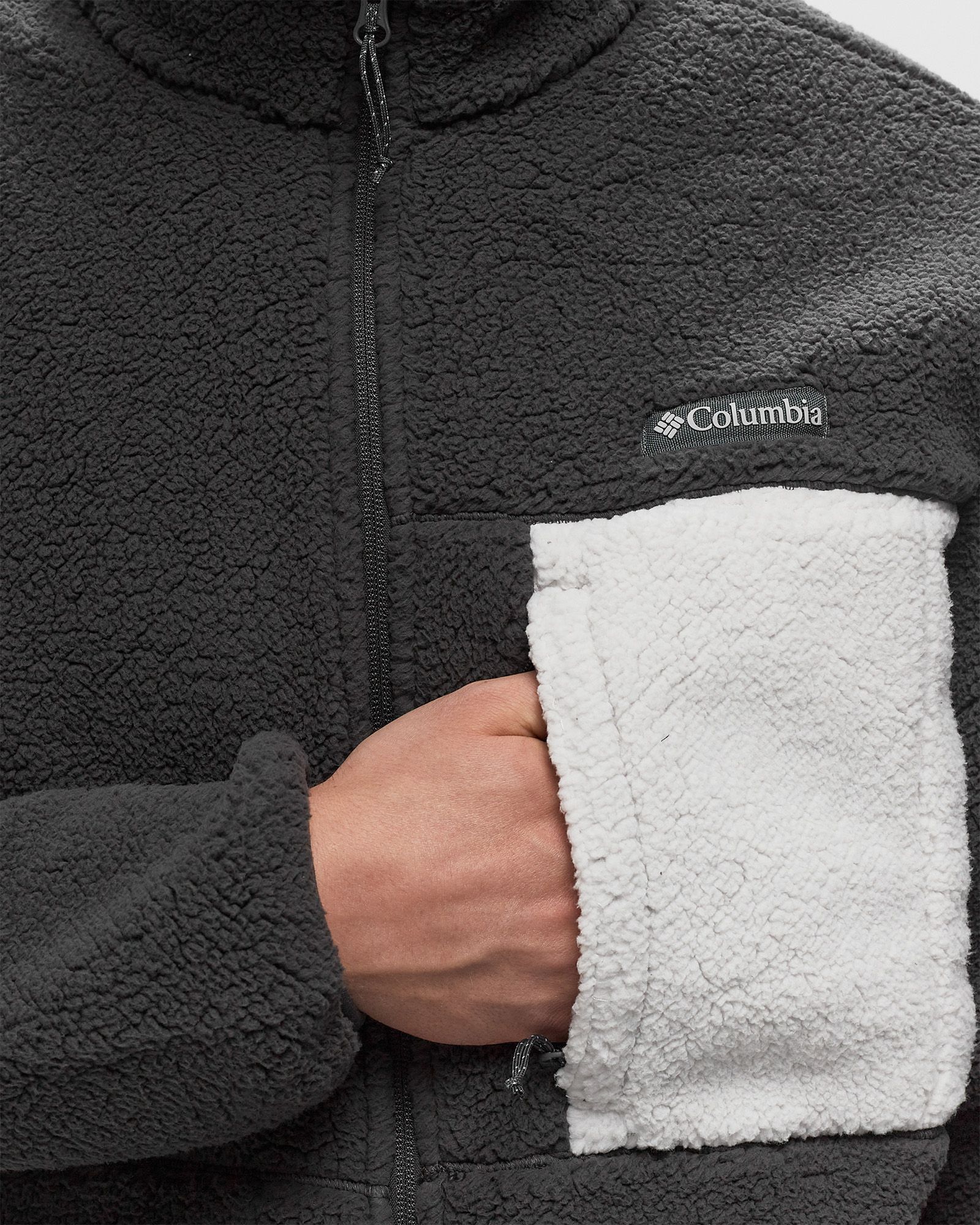 Mountainside Heavyweight