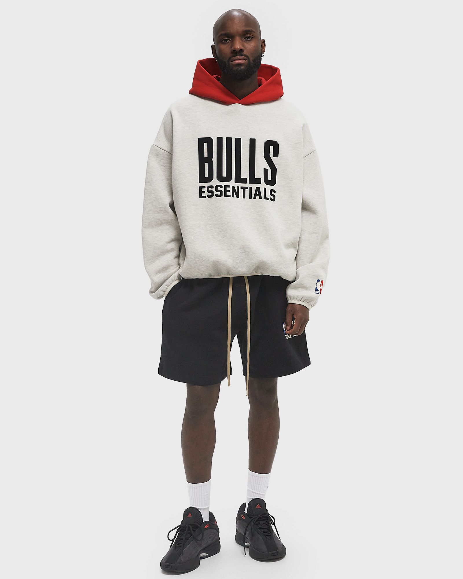PULL OVER HOODIE - CHICAGO BULLS