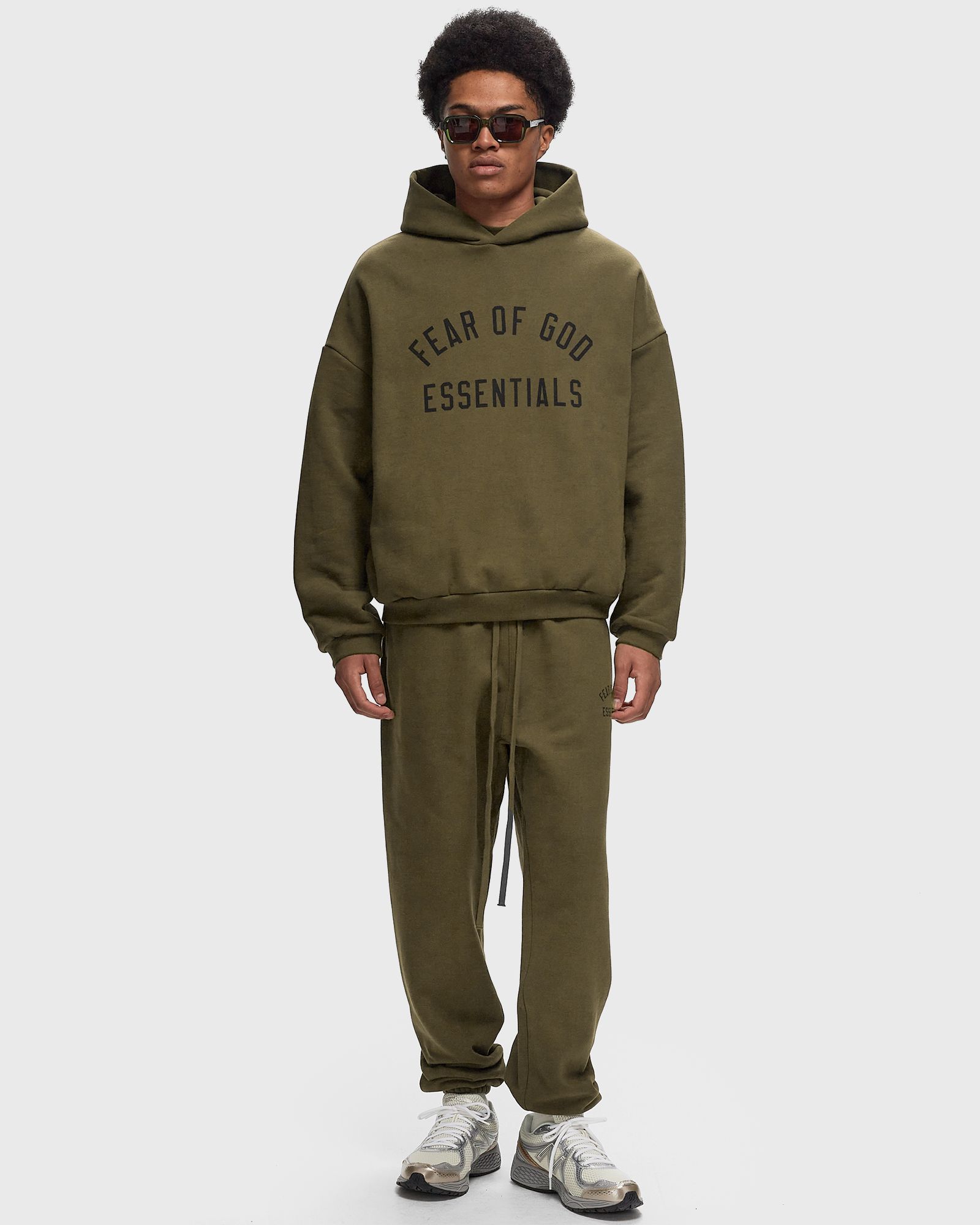Fear of God Essentials FLEECE HOODIE Green | BSTN Store