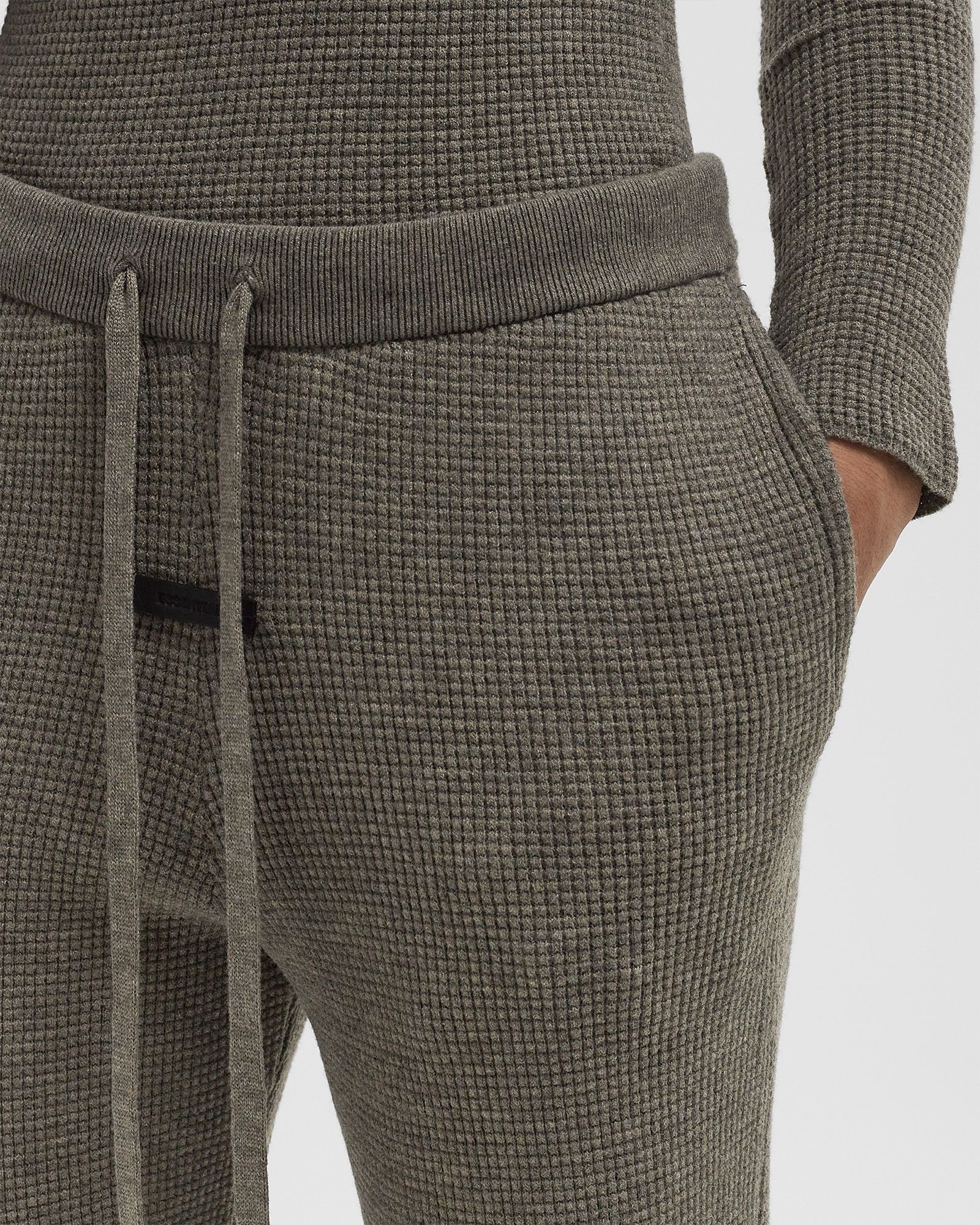 WAFFLE FITTED SWEATPANT