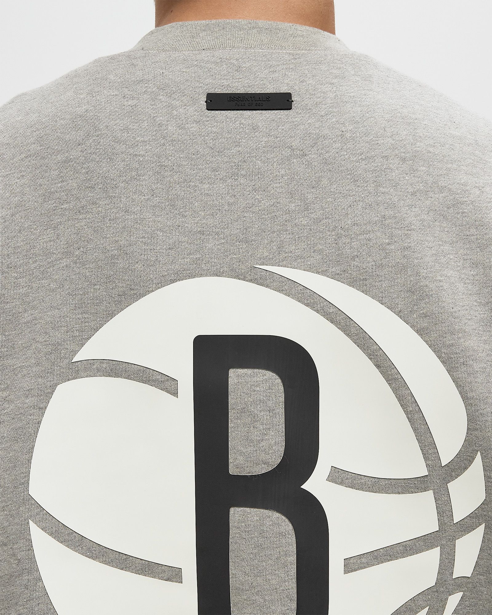 NETS SPORT FIT CREWNECK