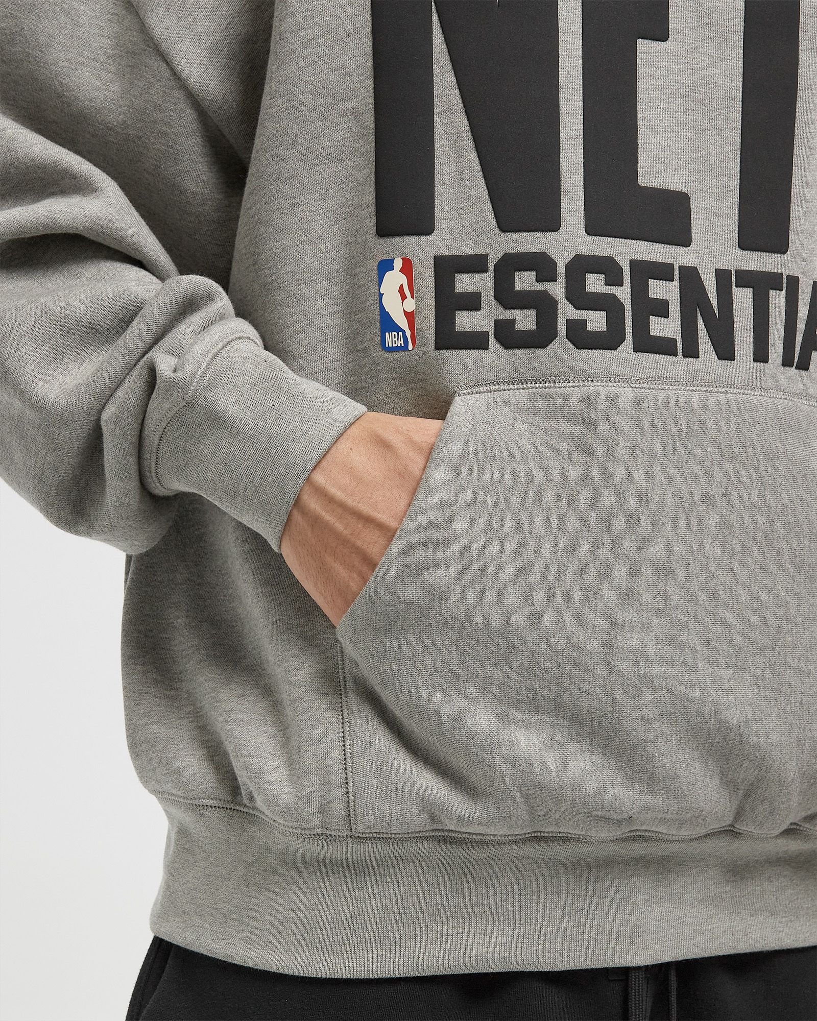 NETS SPORT FIT CREWNECK