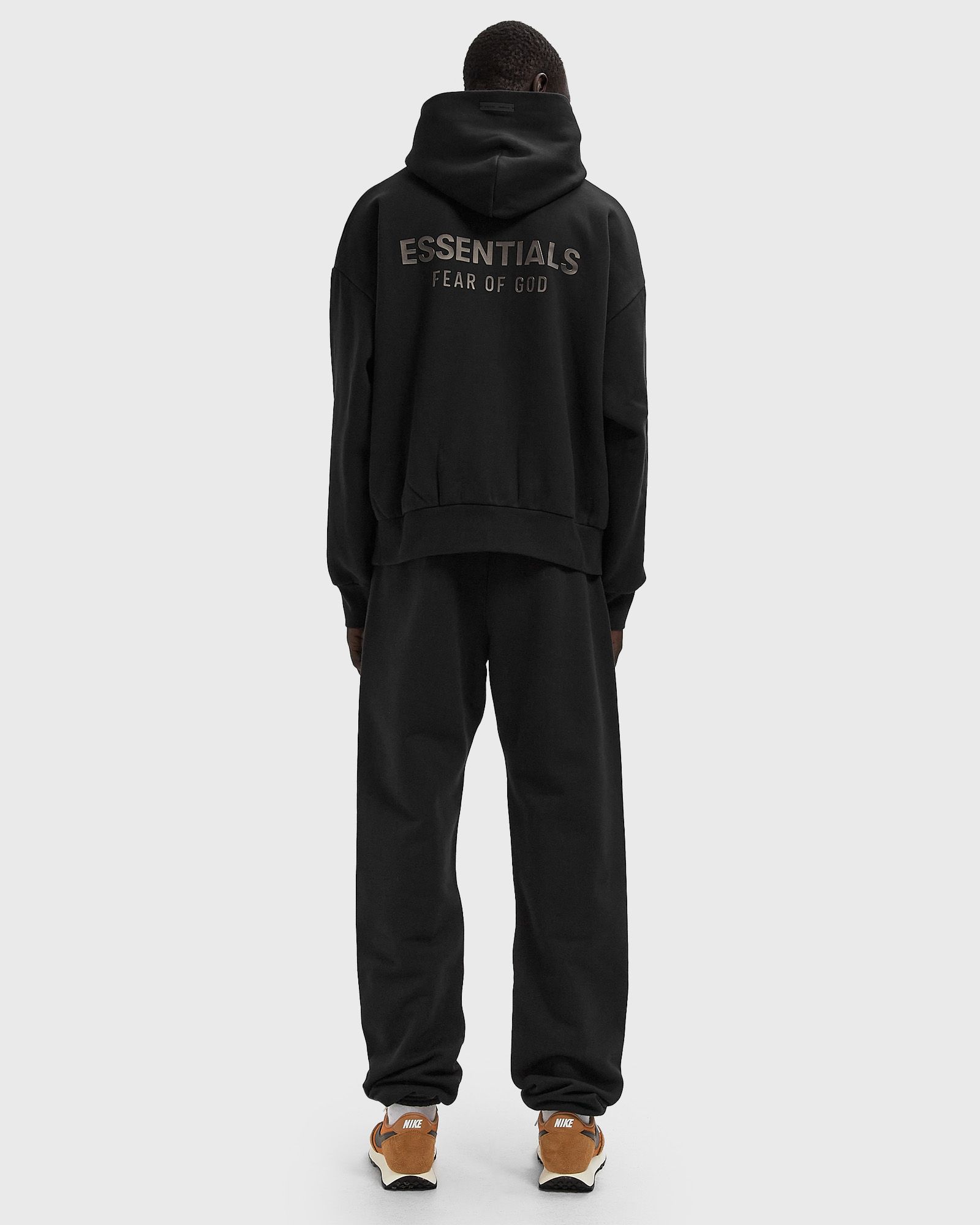 CLASSIC FIT FLEECE HOODIE