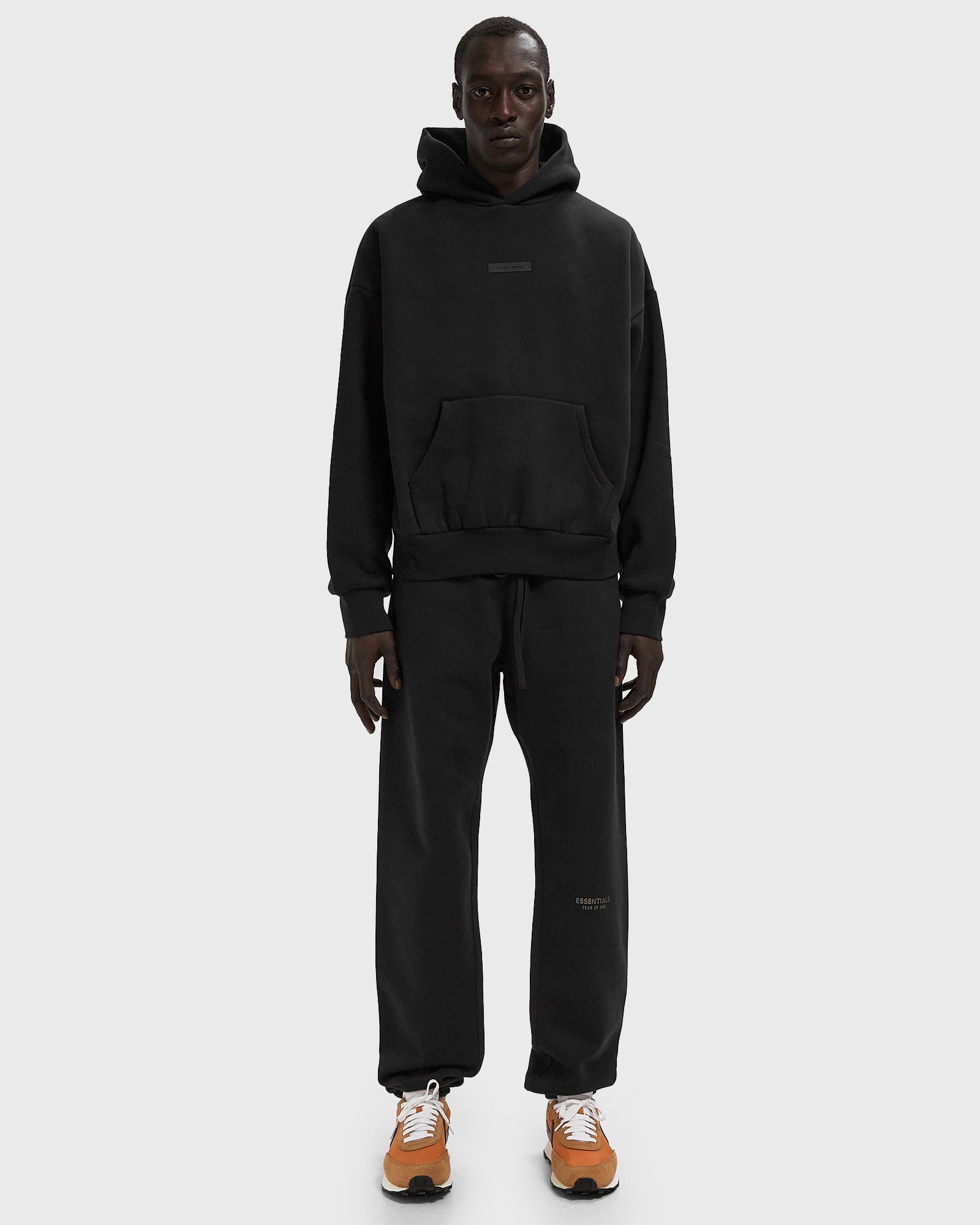 CLASSIC FIT FLEECE HOODIE