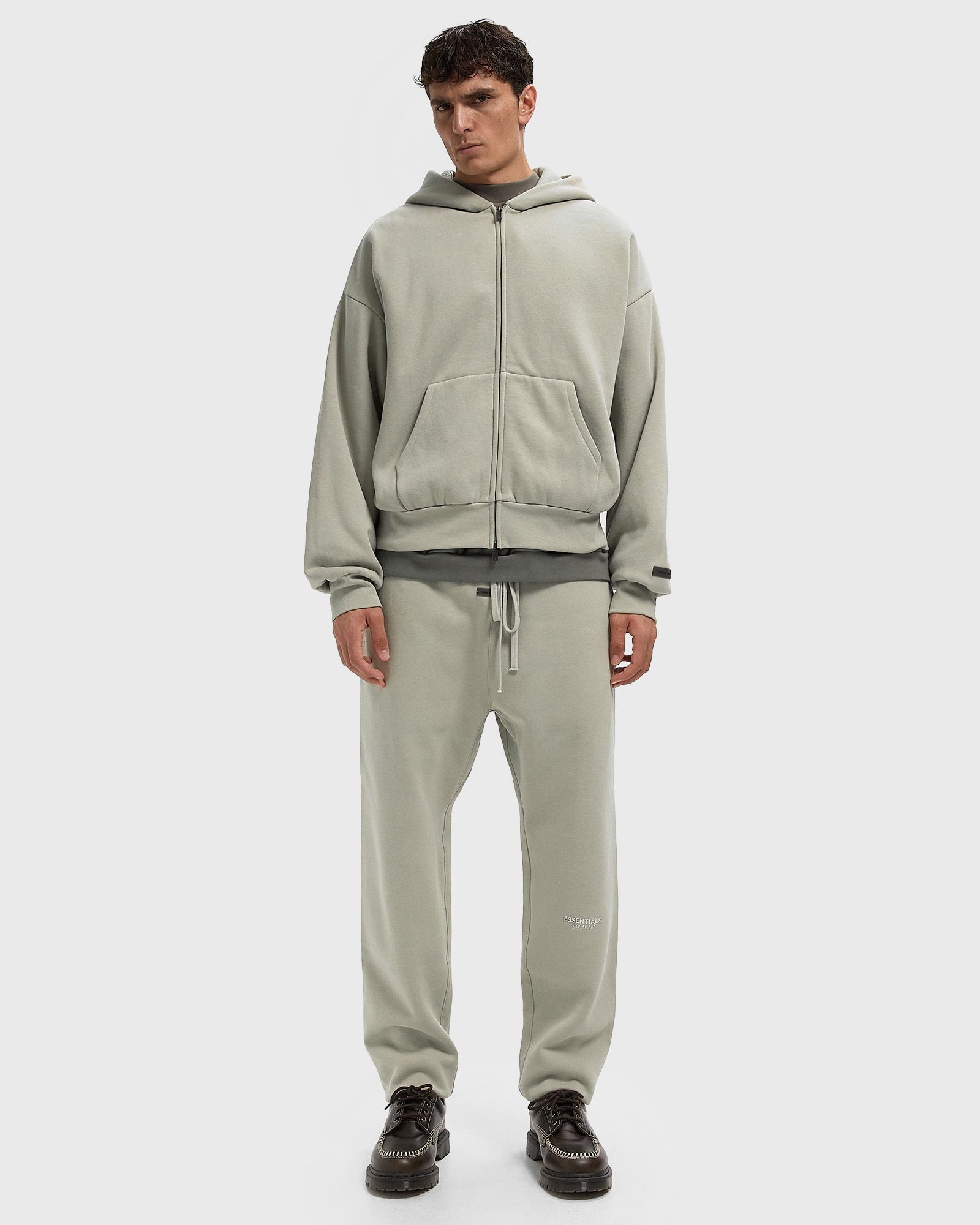 CLASSIC FIT FLEECE ZIP-UP HOODIE