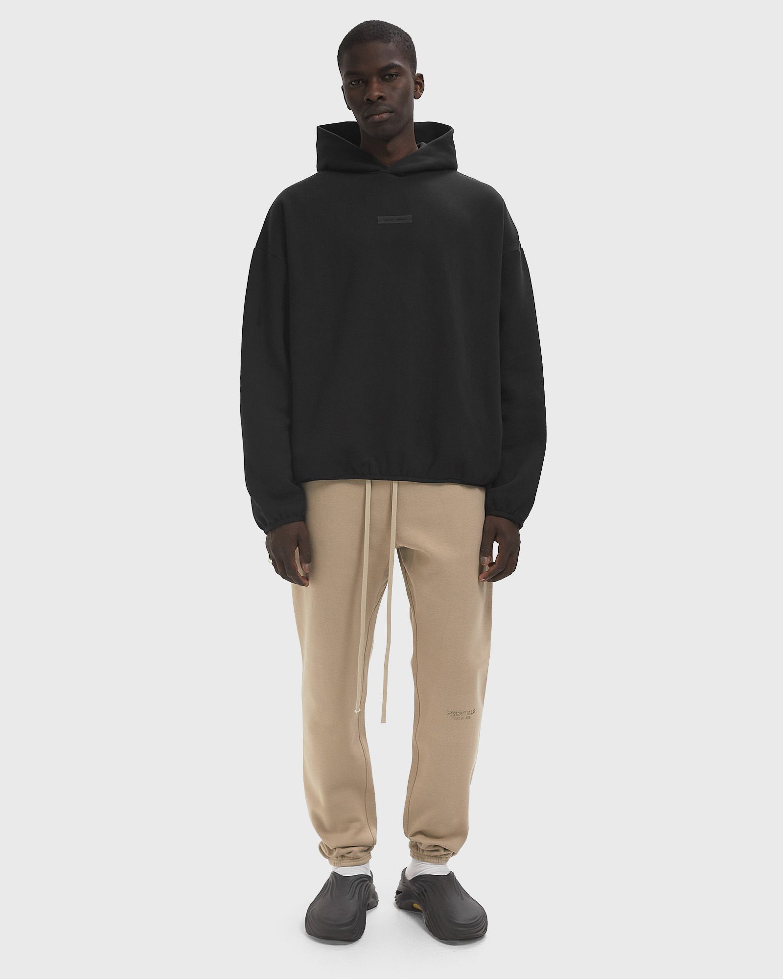 MODERN FIT FLEECE HOODIE