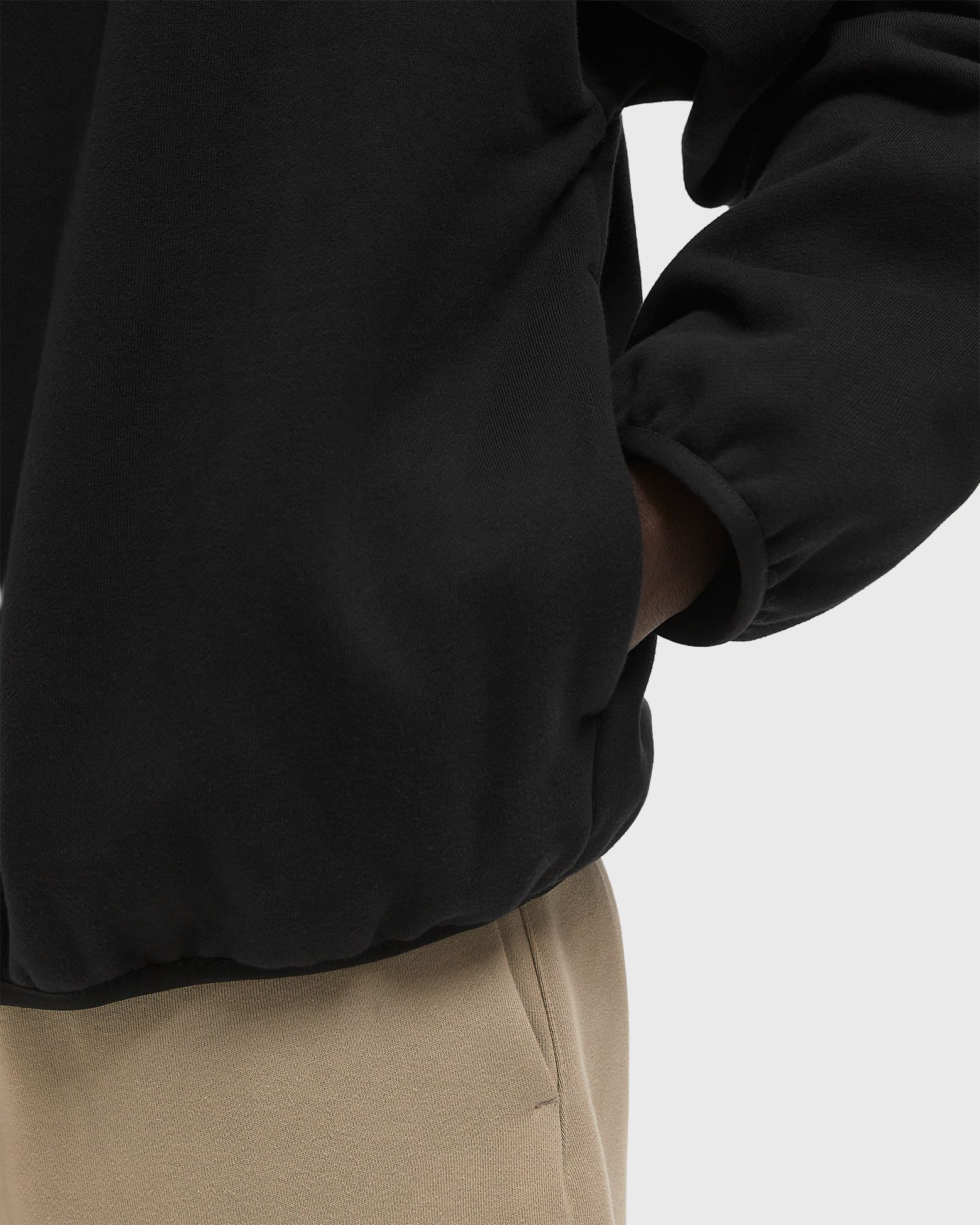 MODERN FIT FLEECE HOODIE