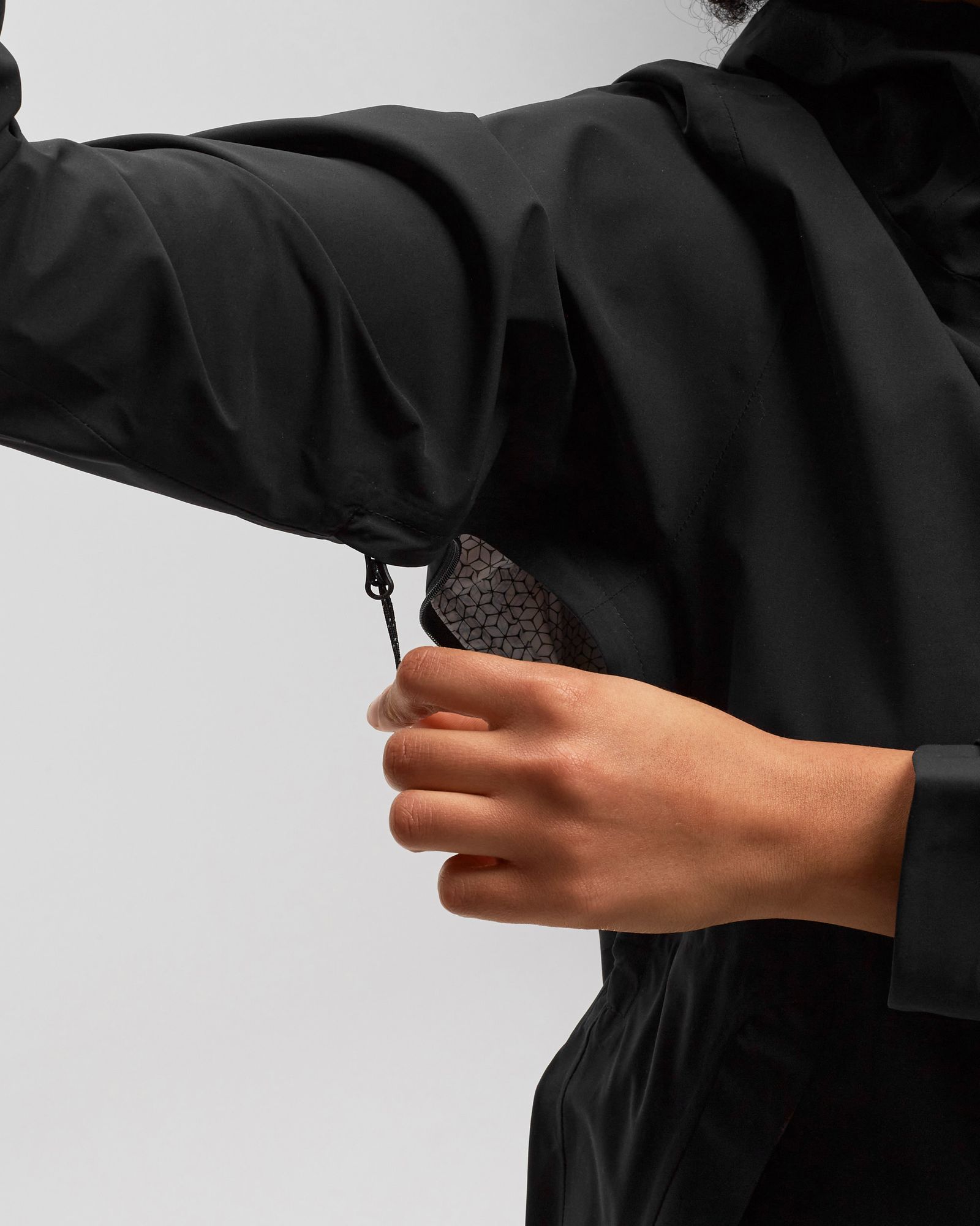 Omni-Tech™ Ampli-Dry™ Shell