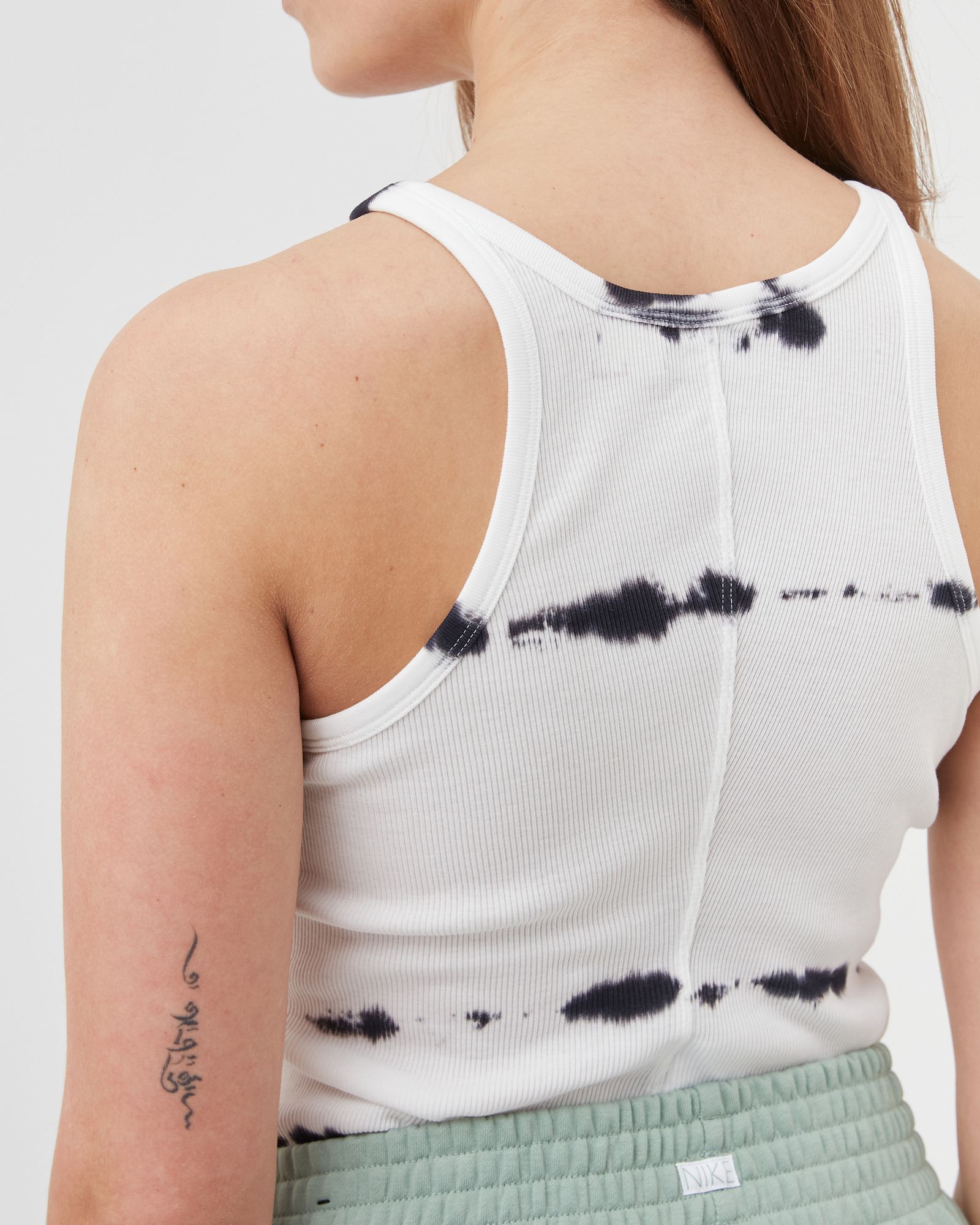 WMNS HIGH NECK TANK TOP