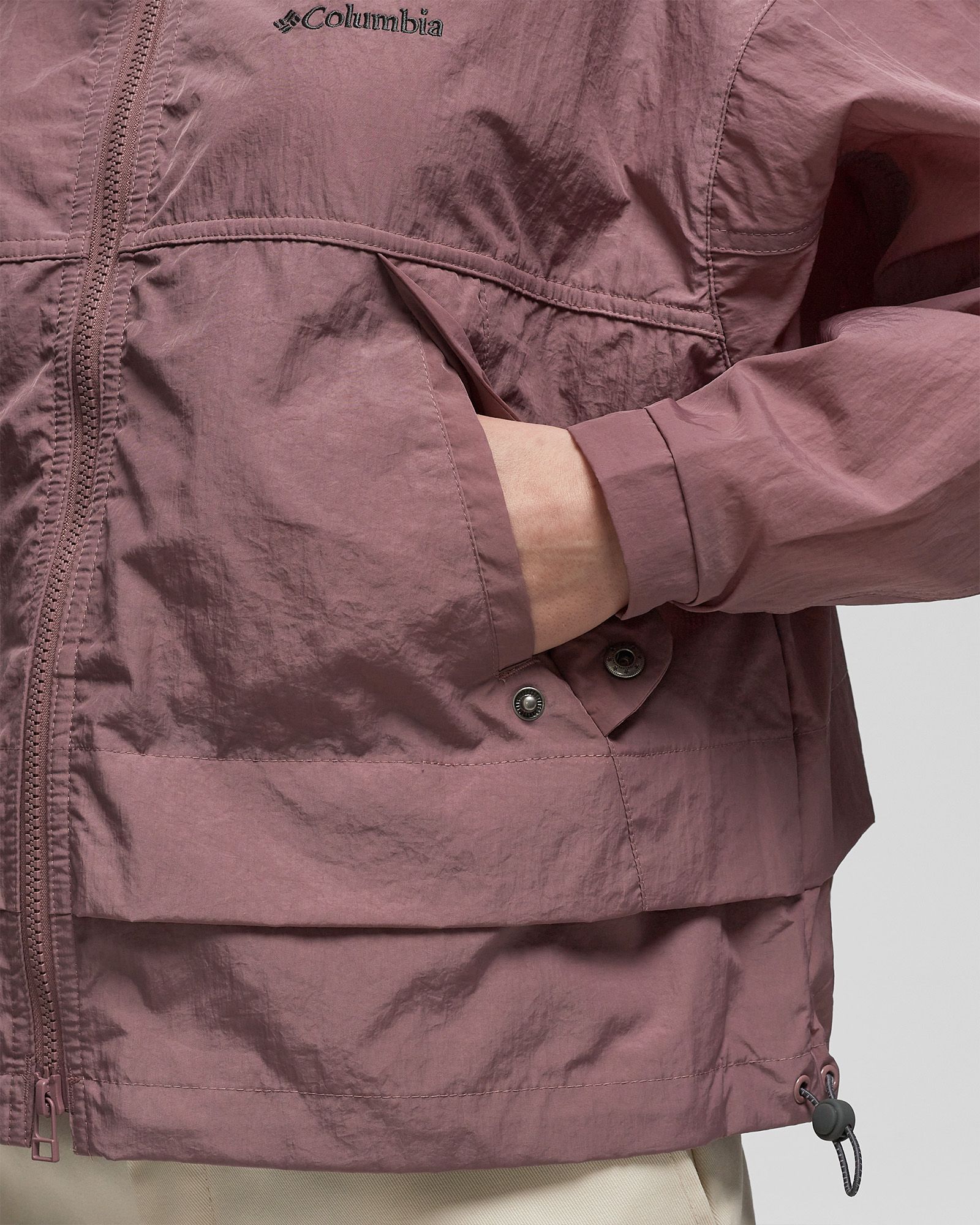 Paracutie Windbreaker