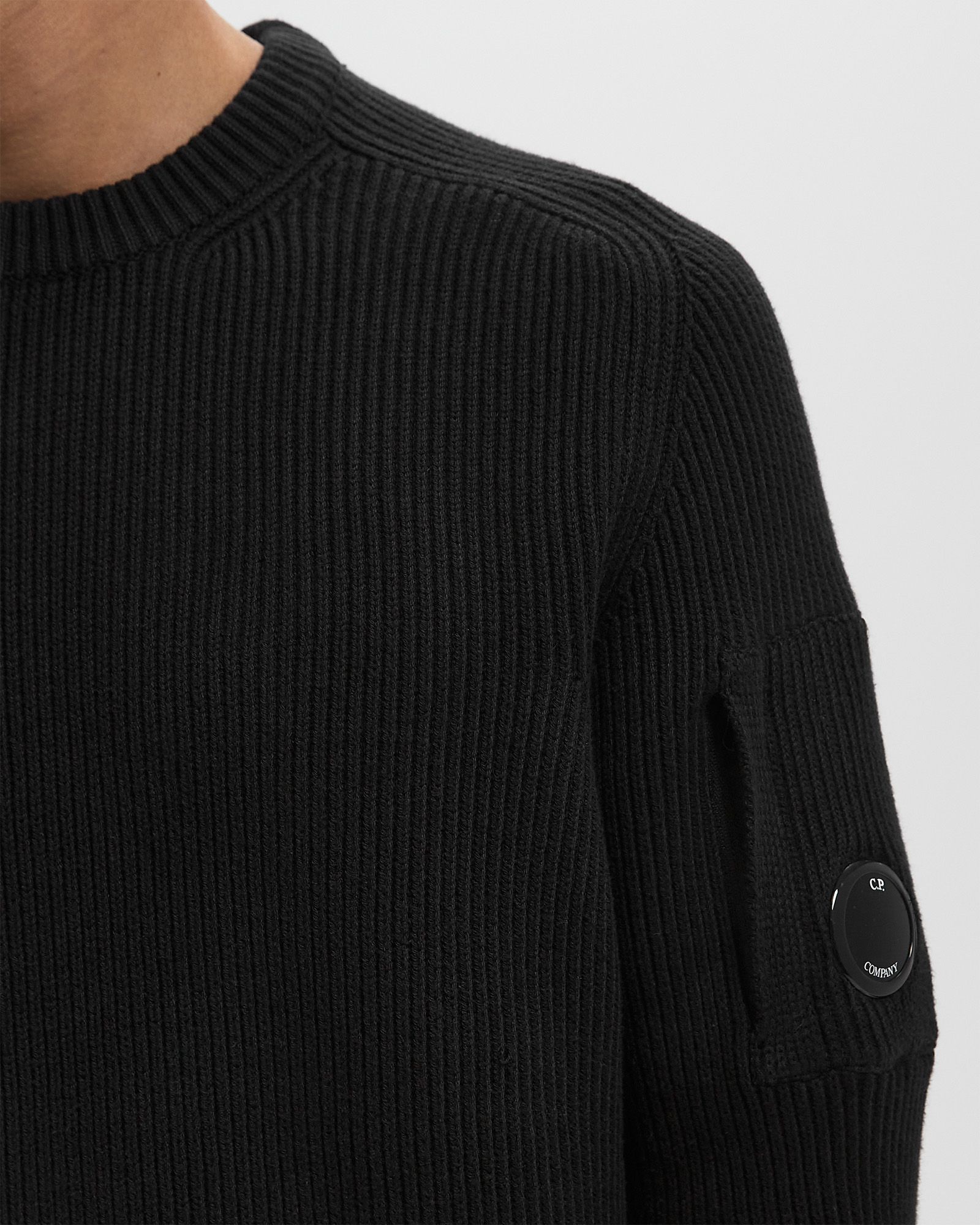 KNITWEAR - CREW NECK