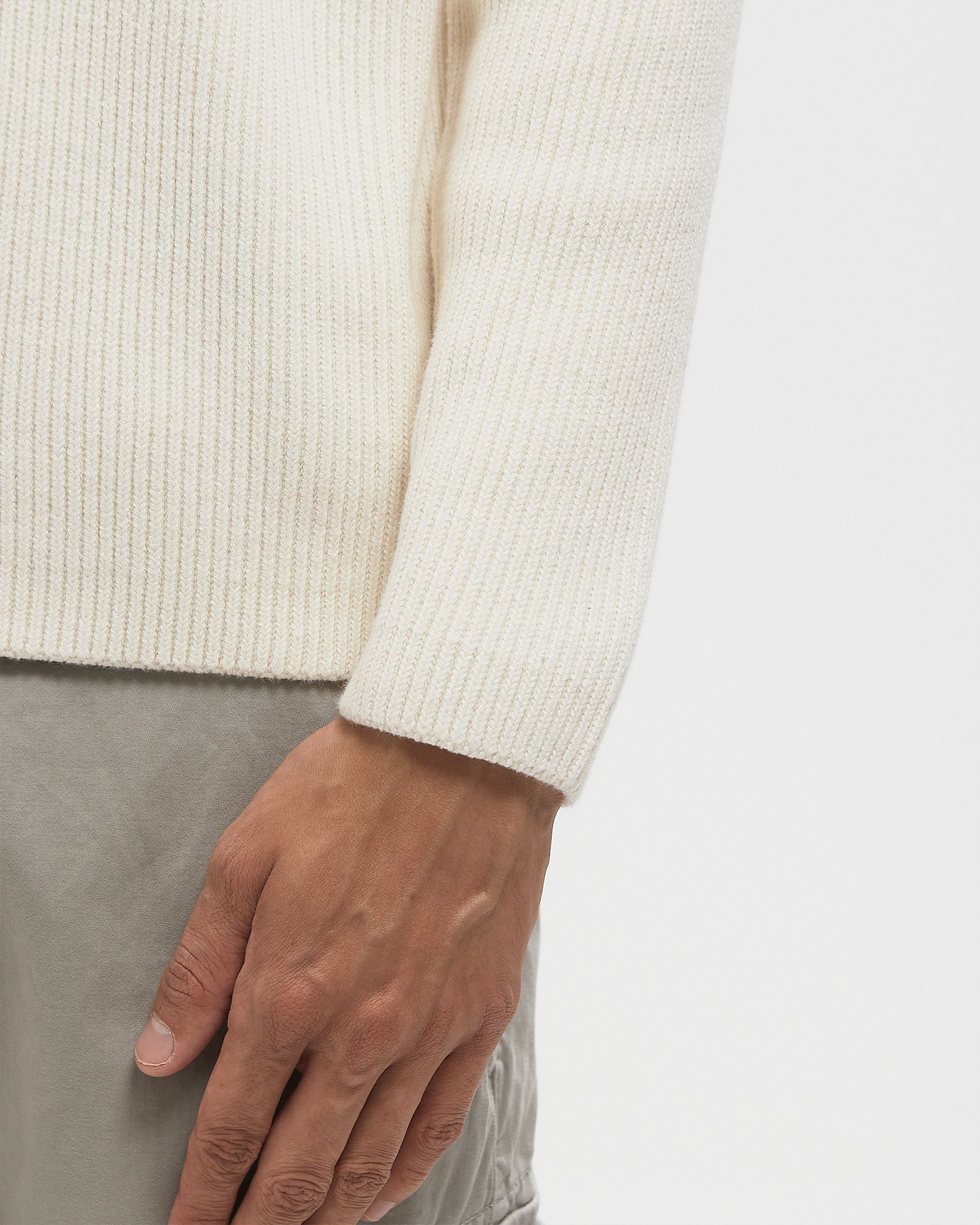 KNITWEAR - CREW NECK