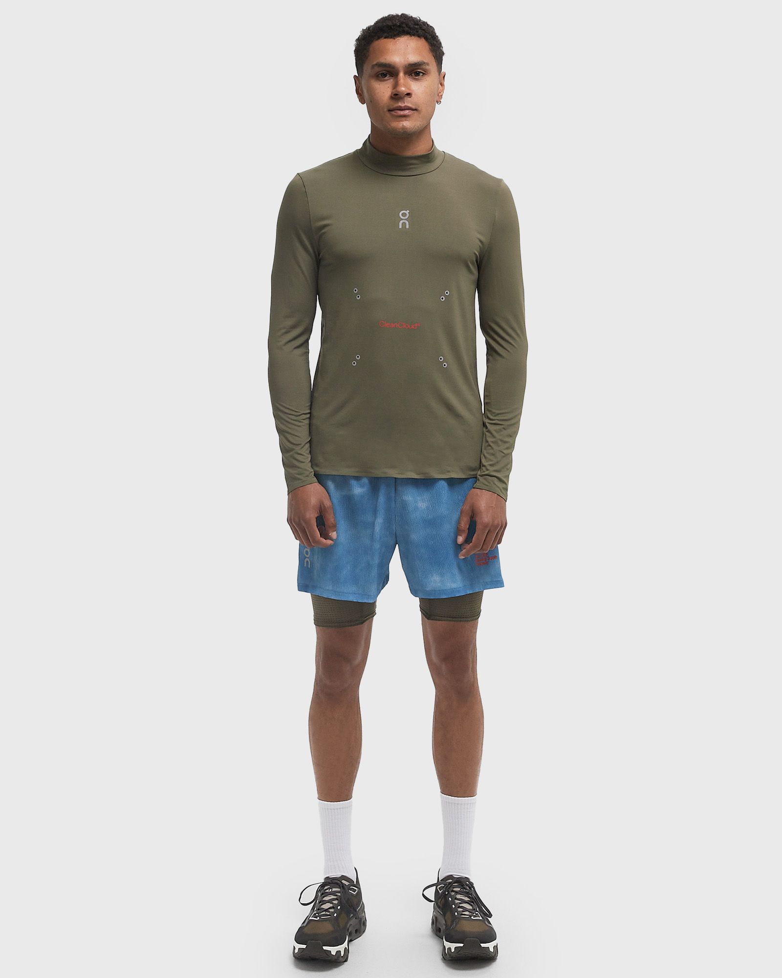 x Pleasures x The Loop Long-Tee