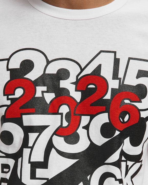 x NIKE TEE