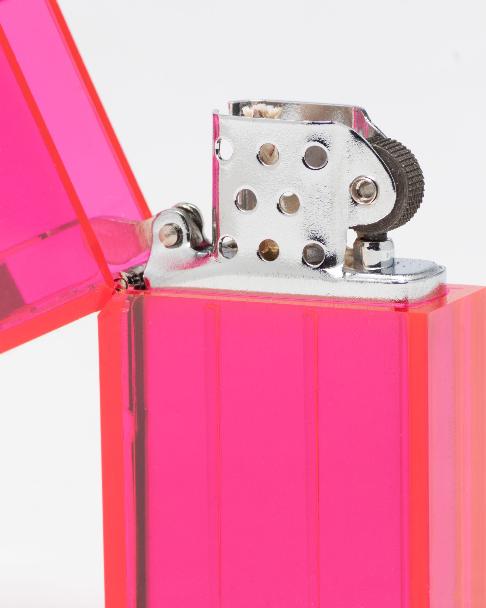 Hard-edge Petrol Lighter