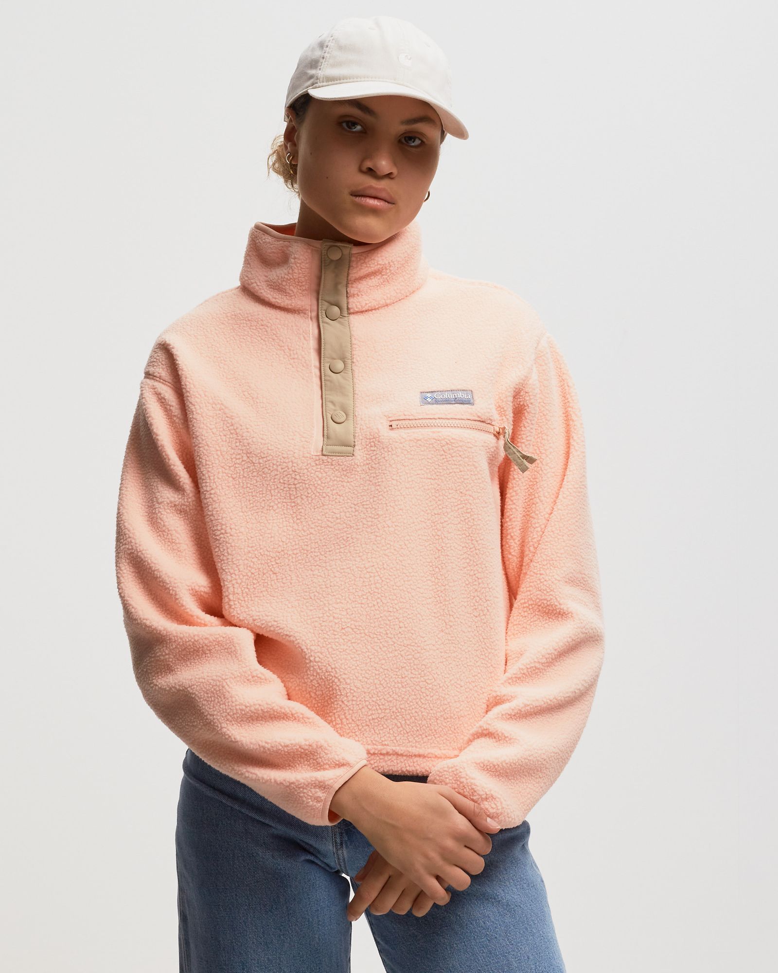 Helvetia™ Cropped Half Snap