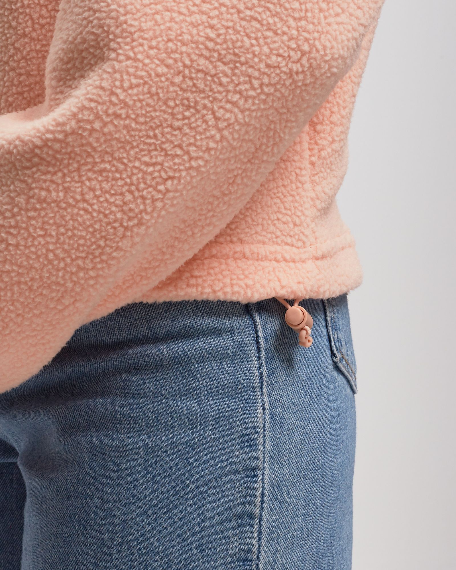 Helvetia™ Cropped Half Snap