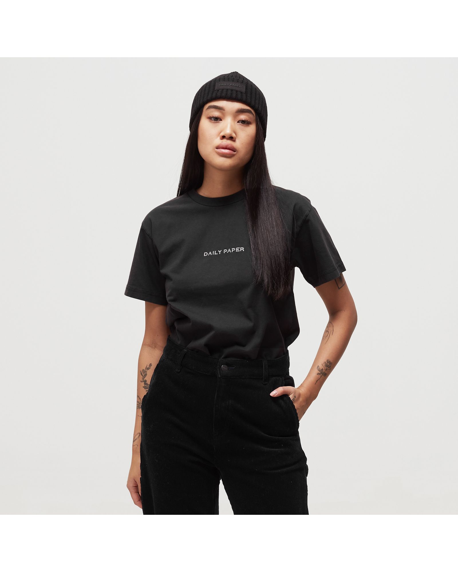 WMNS Hostan TEE