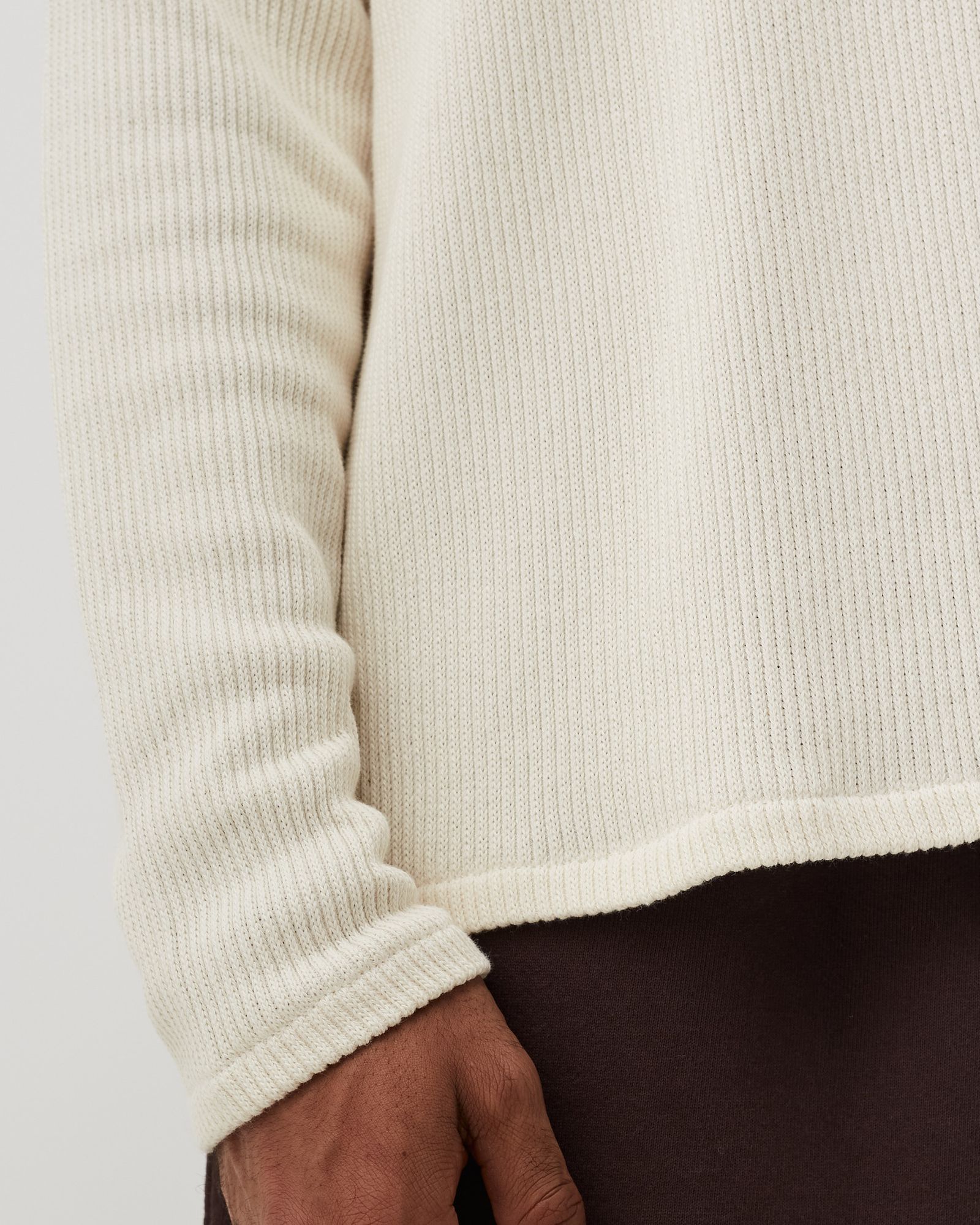 Classic KNIT SWEATER