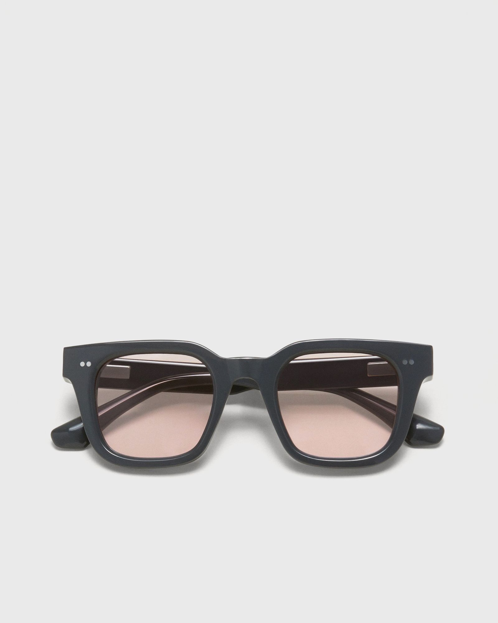 04.2 Lab Lens Medium