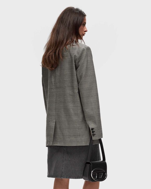 Terrence Blazer