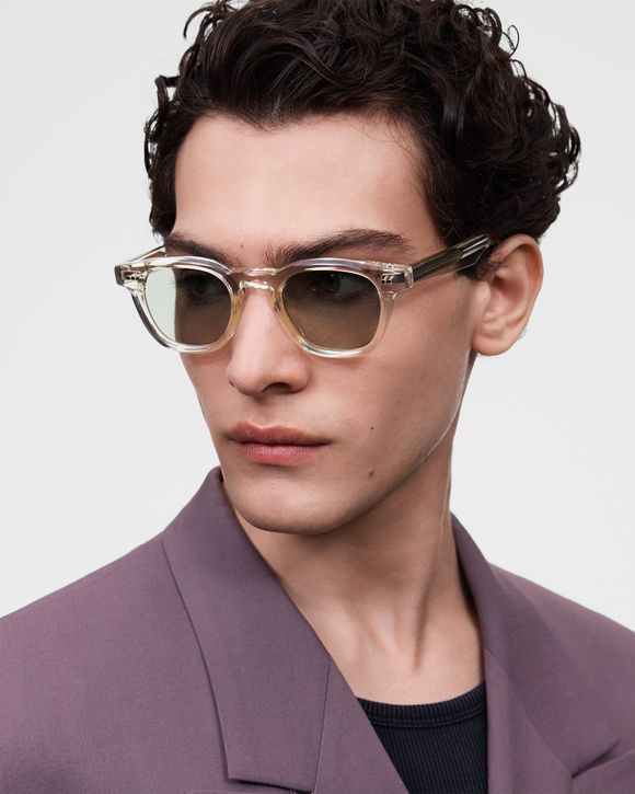 01 Photochromic