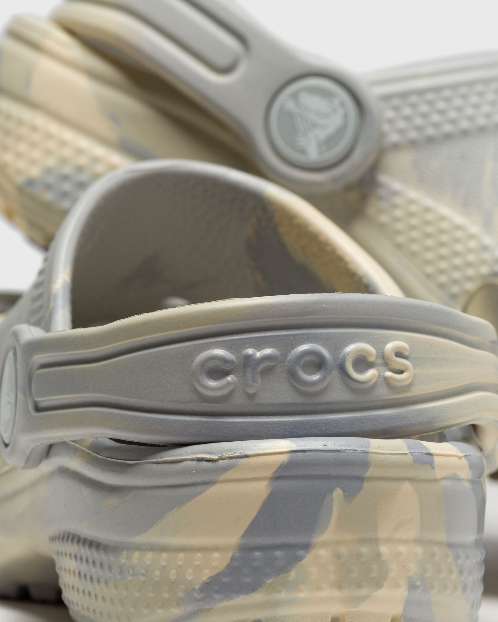 Classic Marbled Clog T