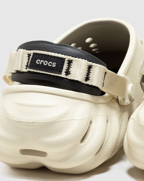 White crocs hot sale size 7