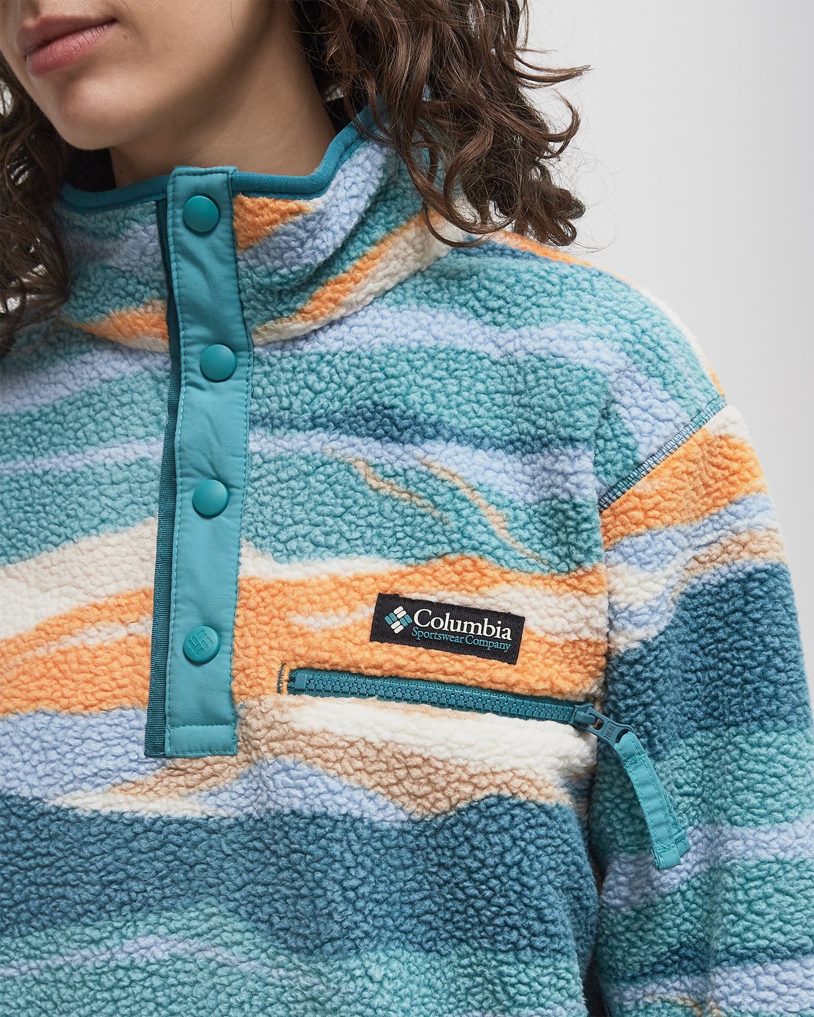 Helvetia™ II Printed Cropped Half Snap