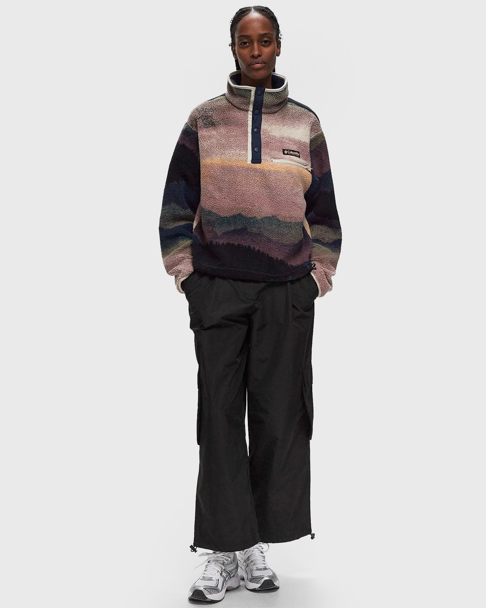 Helvetia II Printed Crop