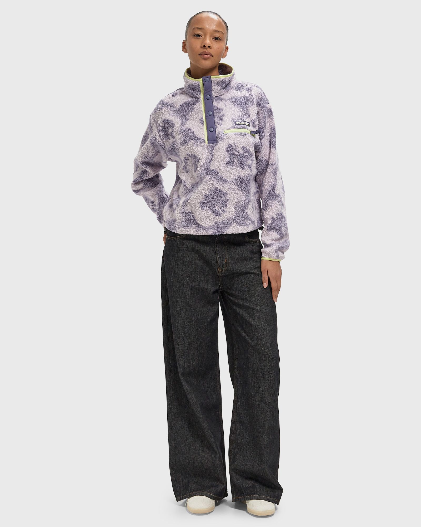 Helvetia II Printed Crop