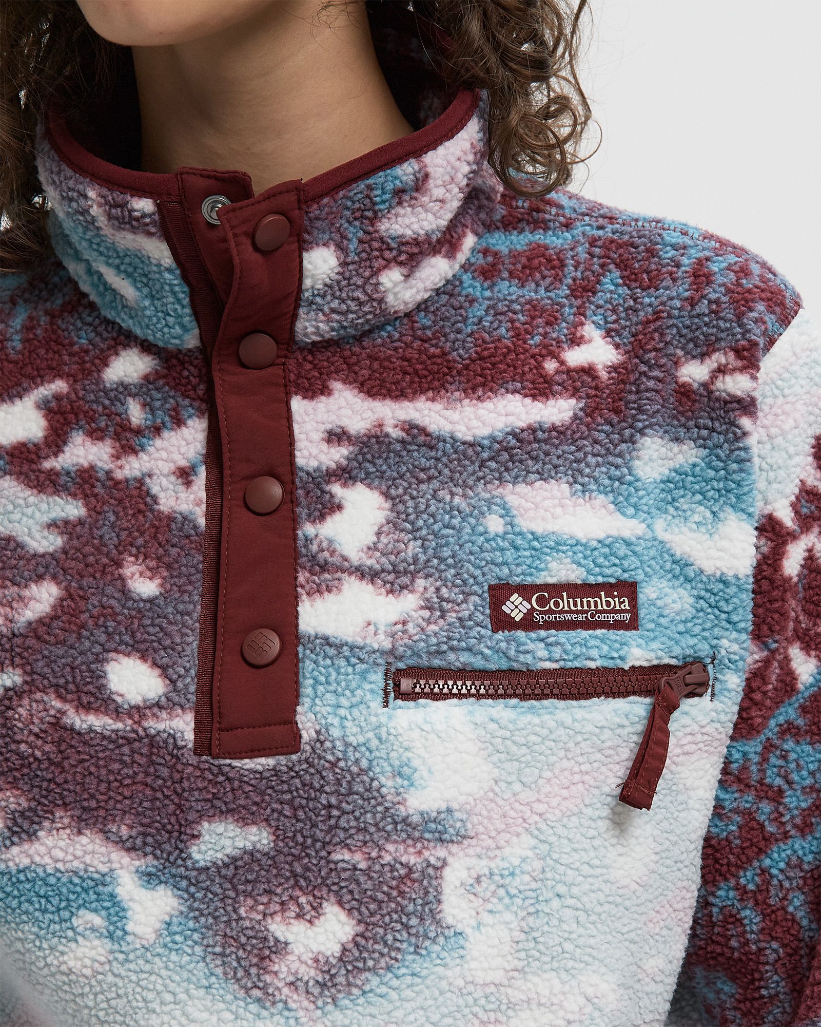 Helvetia™ II Printed Cropped Half Snap