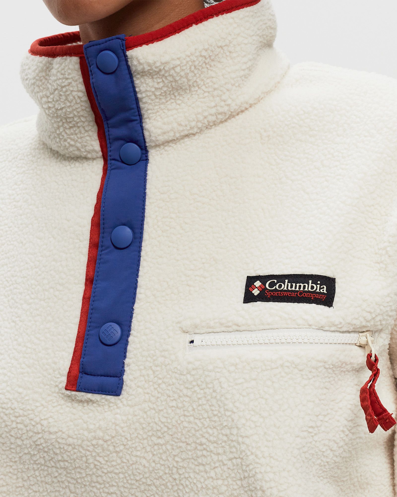 Helvetia II Cropped Half