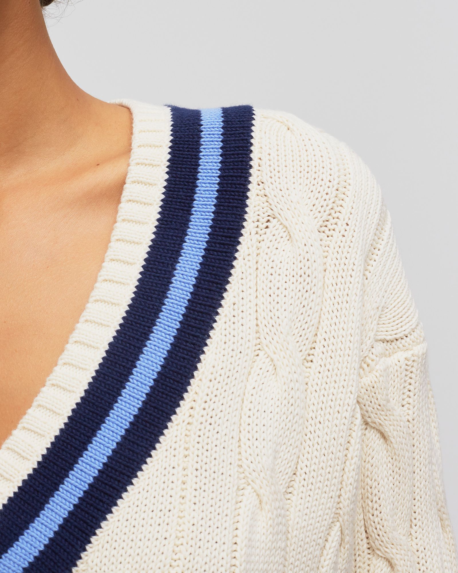 WMNS CRICKET PULLOVER LONG SLEEVE