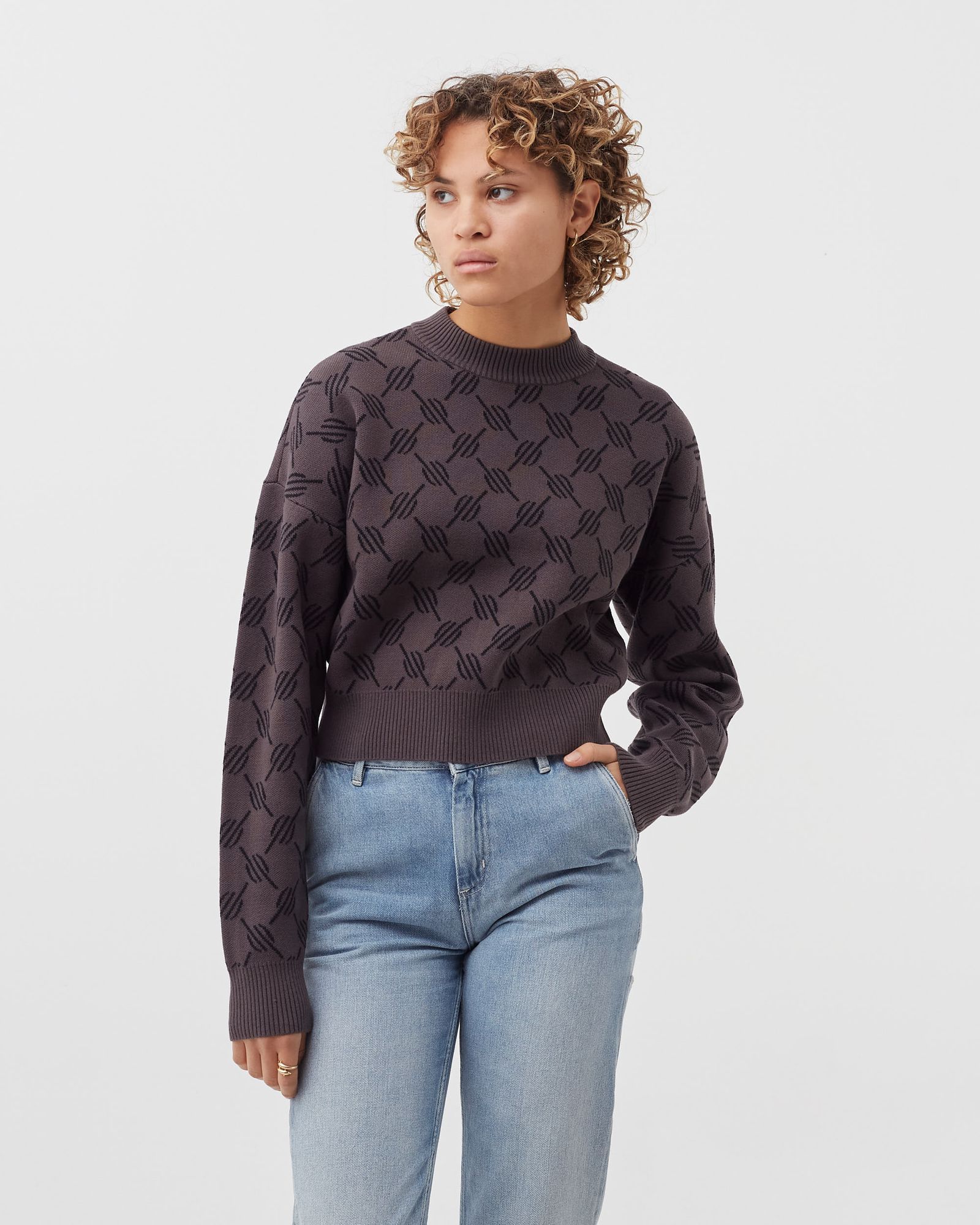 WMNS hogra knit sweater