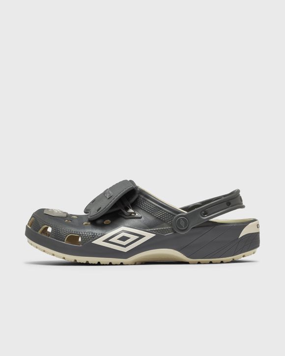 x Umbro Crocs Classic Clog