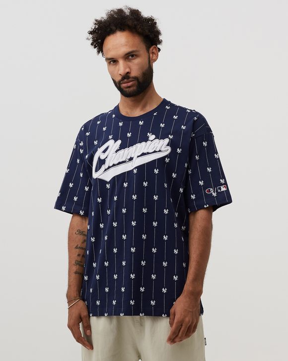 T T-Shirt