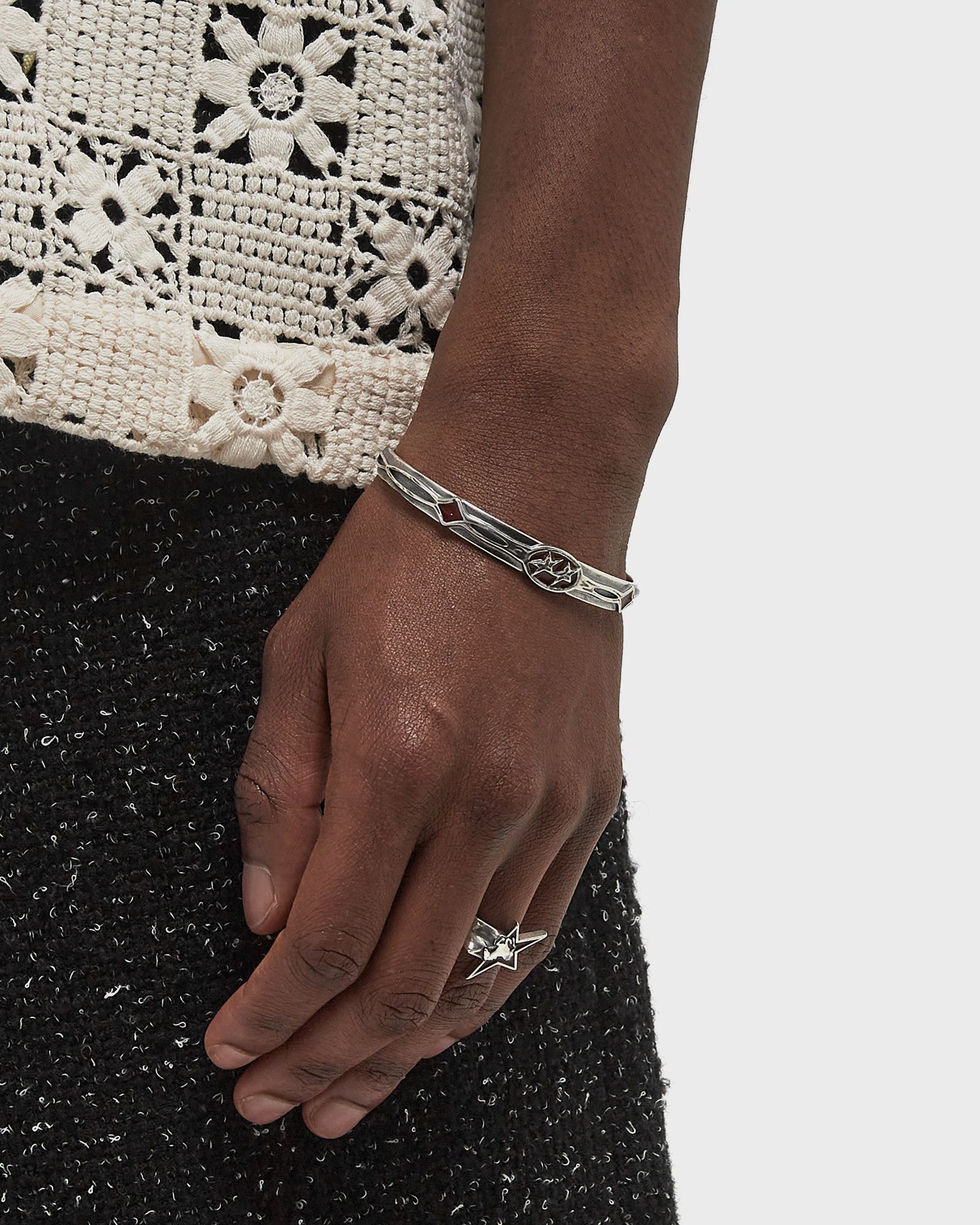 x DUKE & DEXTER Wild Horse Bangle