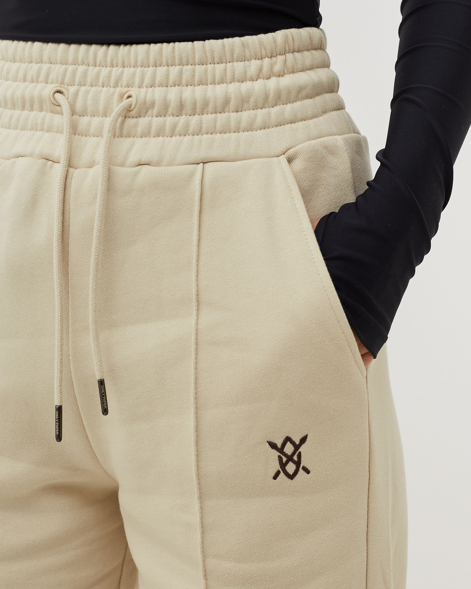 WMNS eneva trackpants