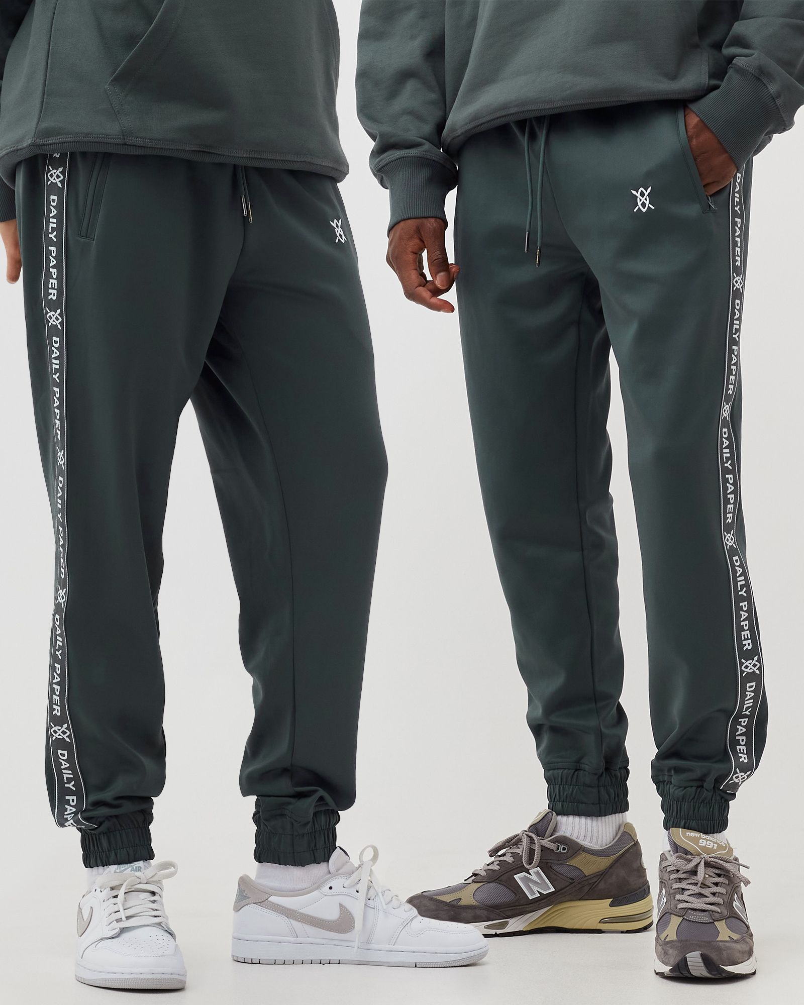 tonal etape logo trackpants