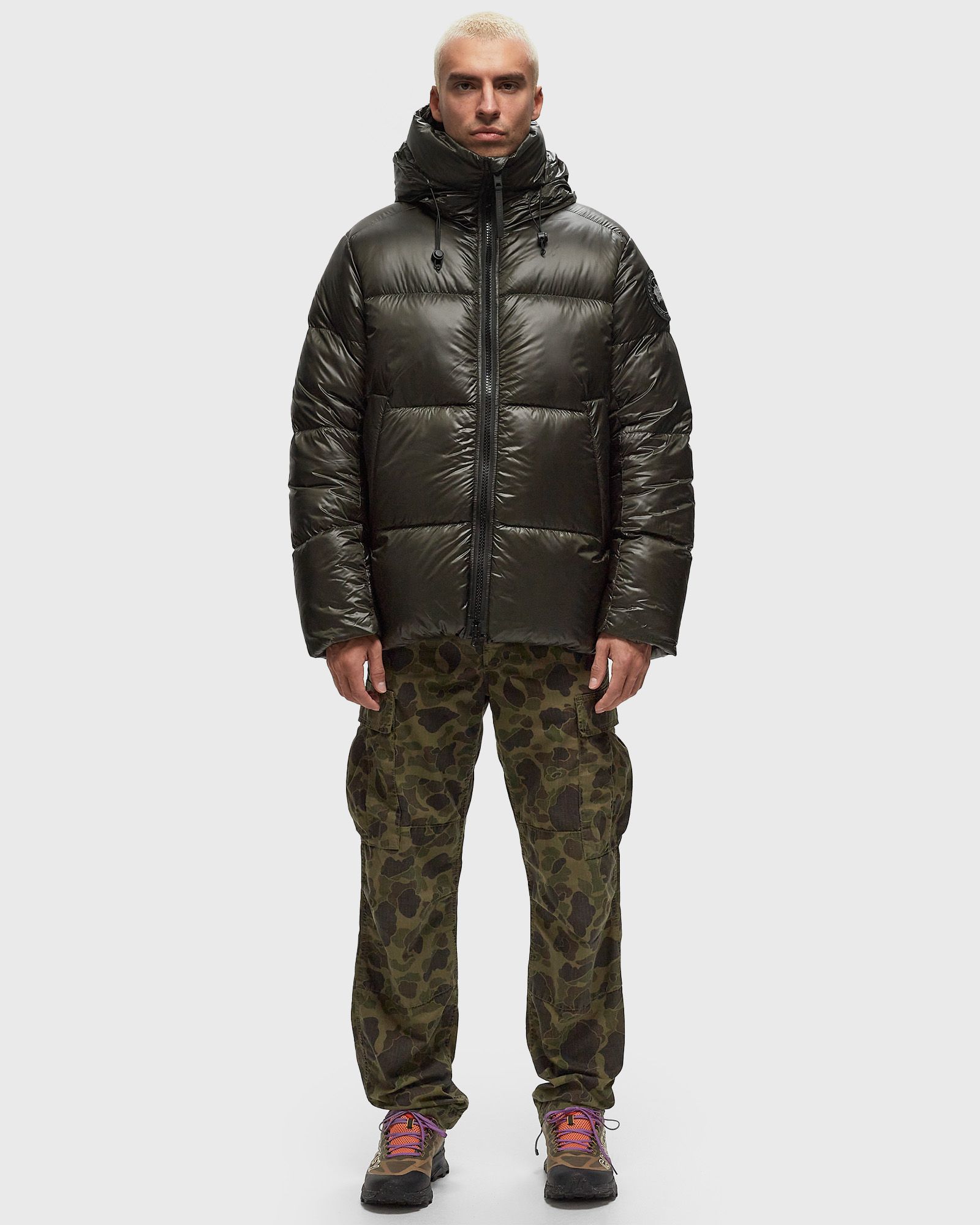 Crofton Puffer - Black Disc