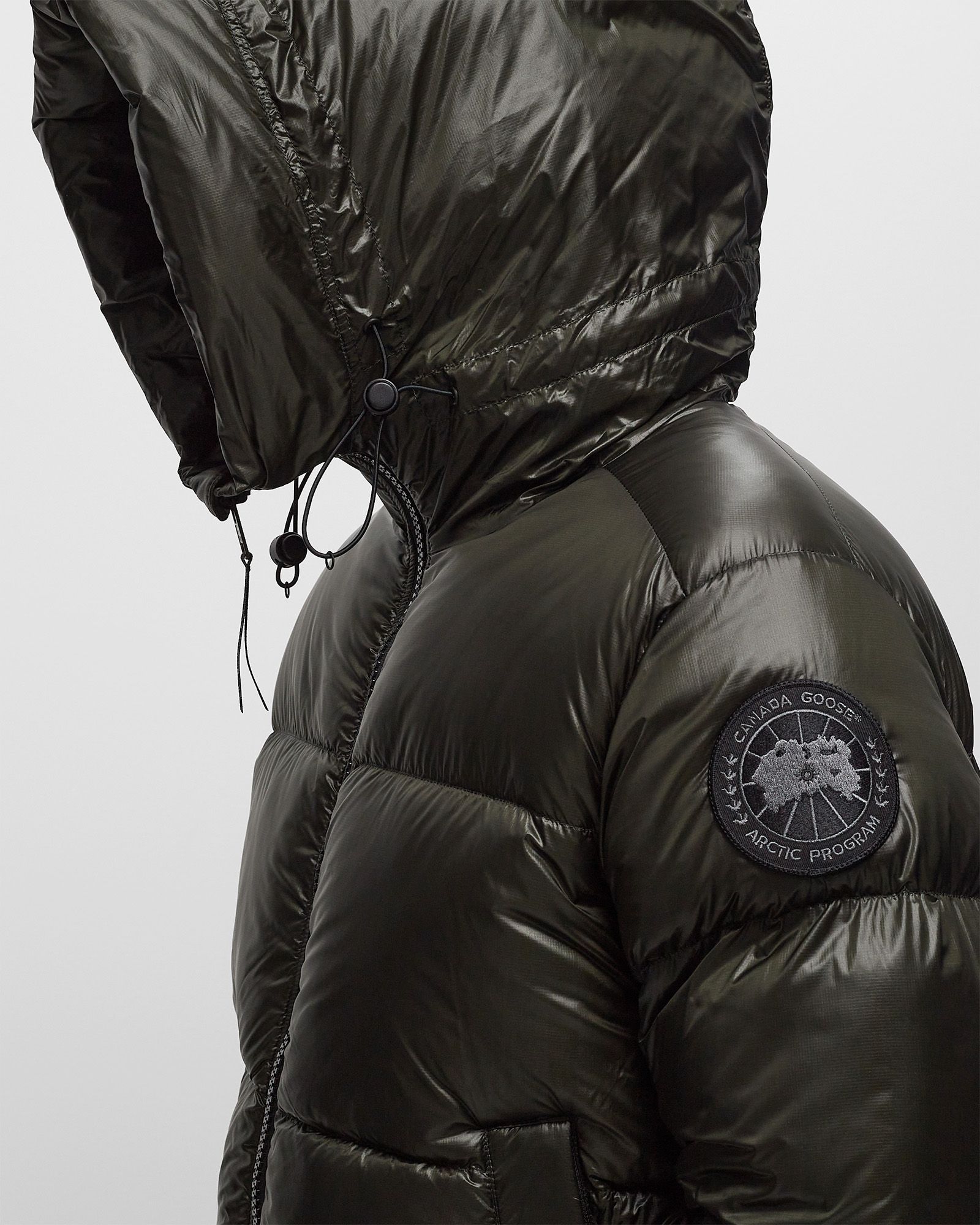 Crofton Puffer - Black Disc